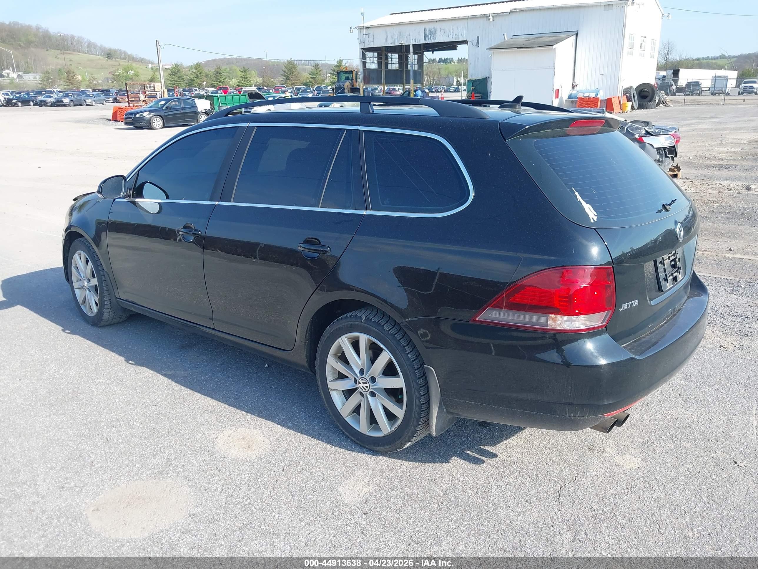 VOLKSWAGEN JETTA image 3