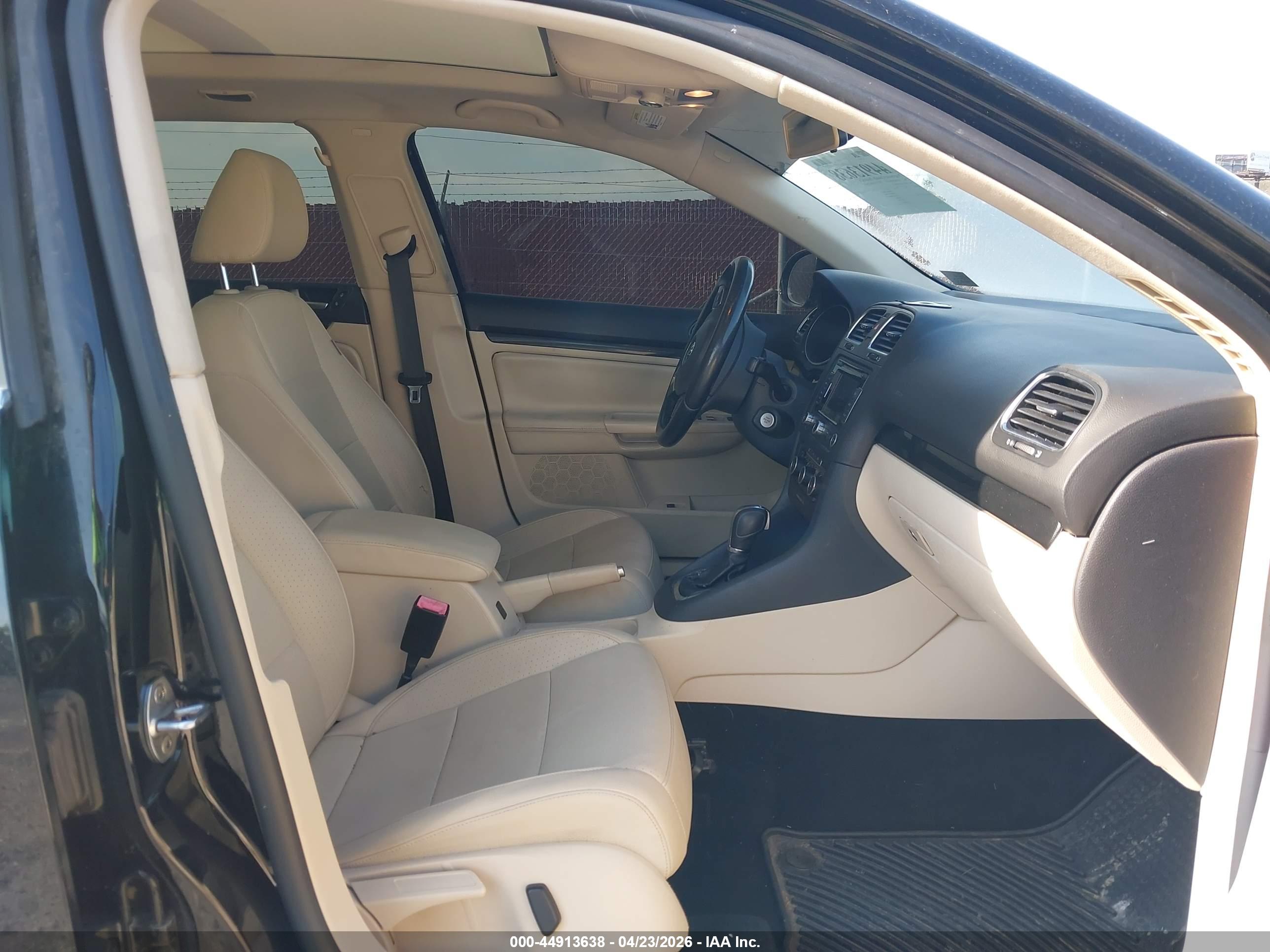 VOLKSWAGEN JETTA image 5