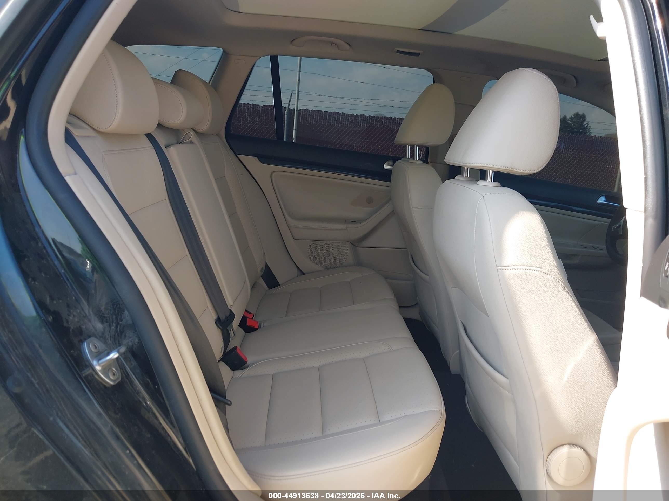 VOLKSWAGEN JETTA image 8