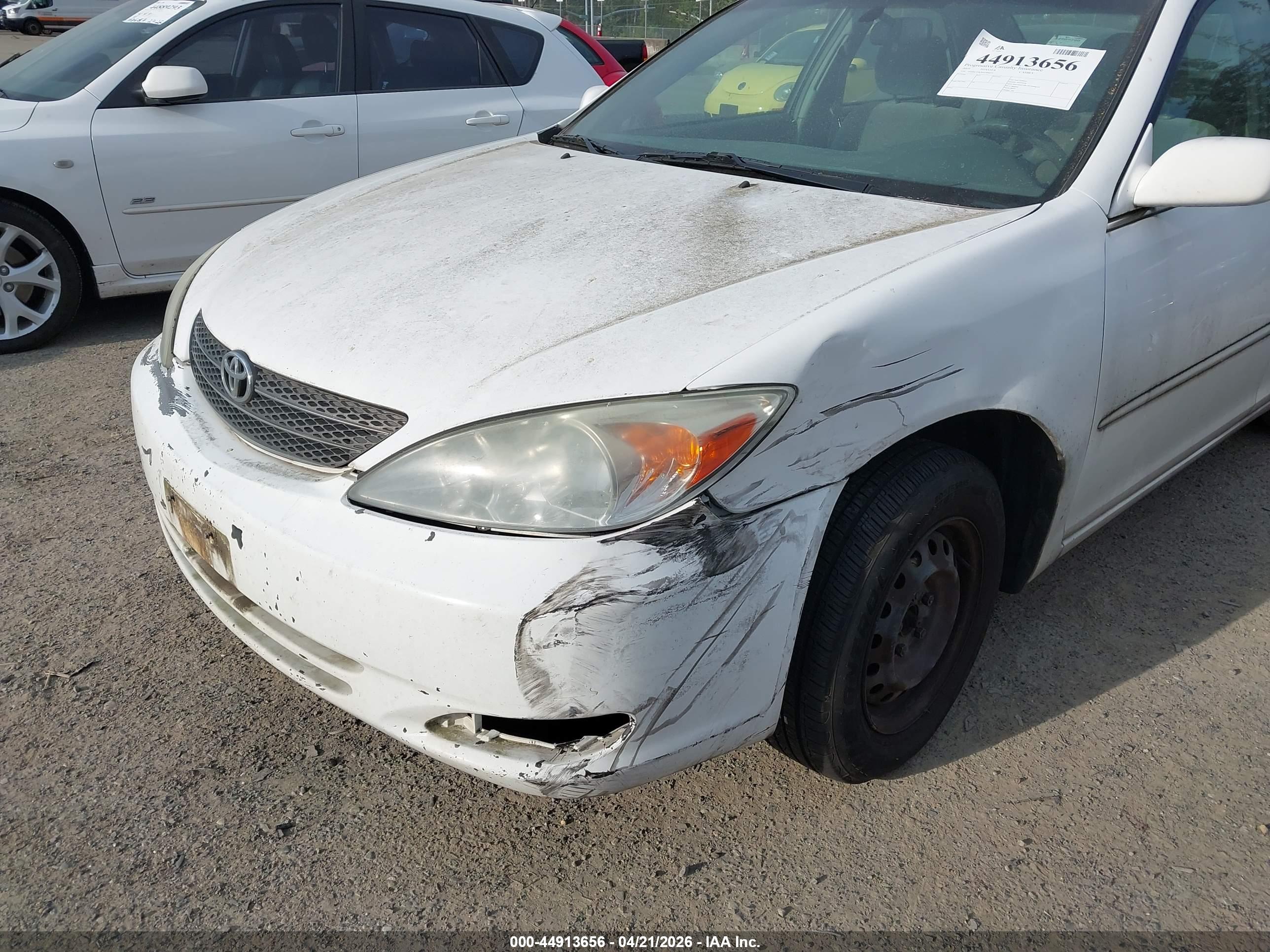 TOYOTA CAMRY image 6