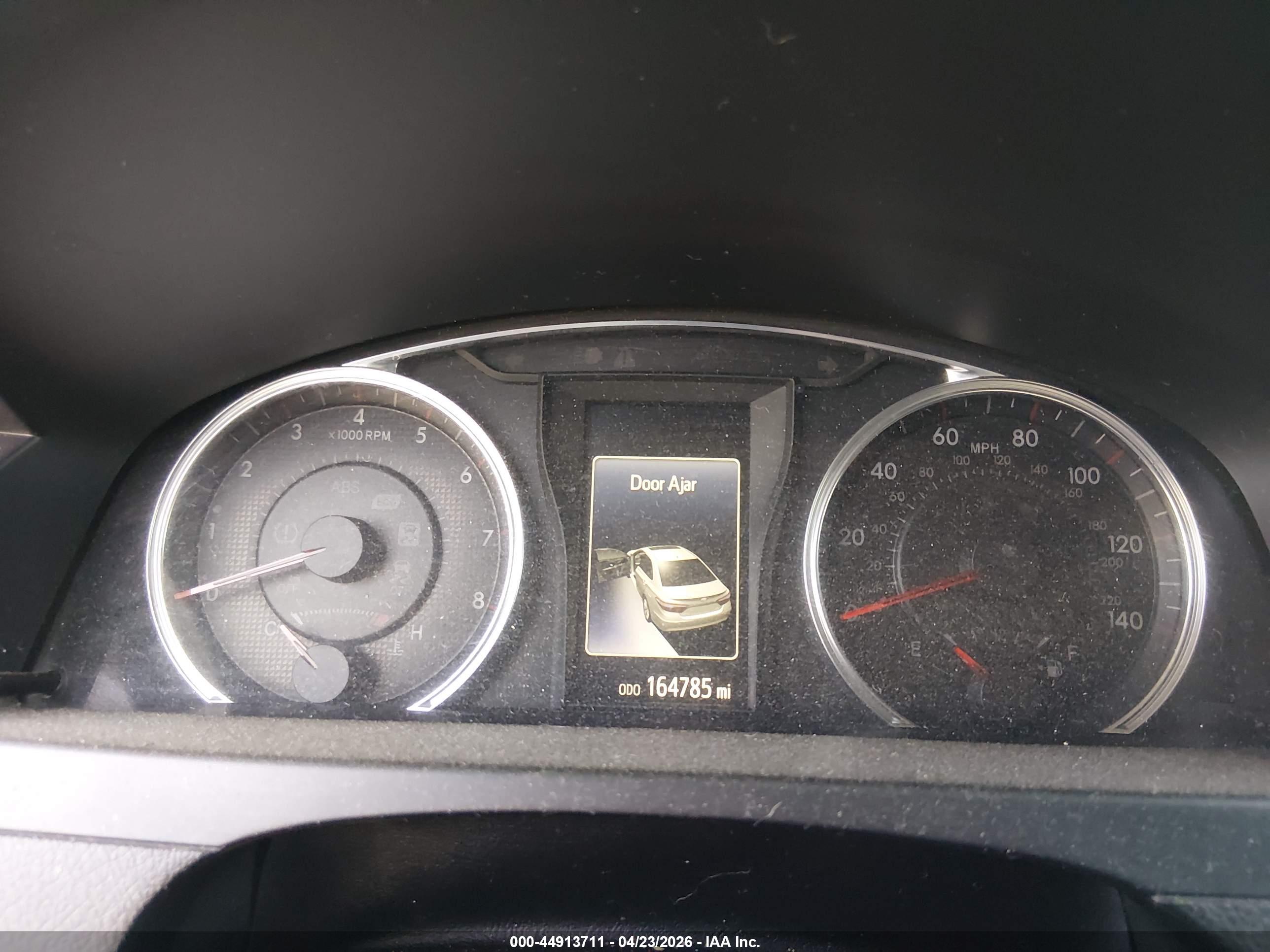 TOYOTA CAMRY image 7