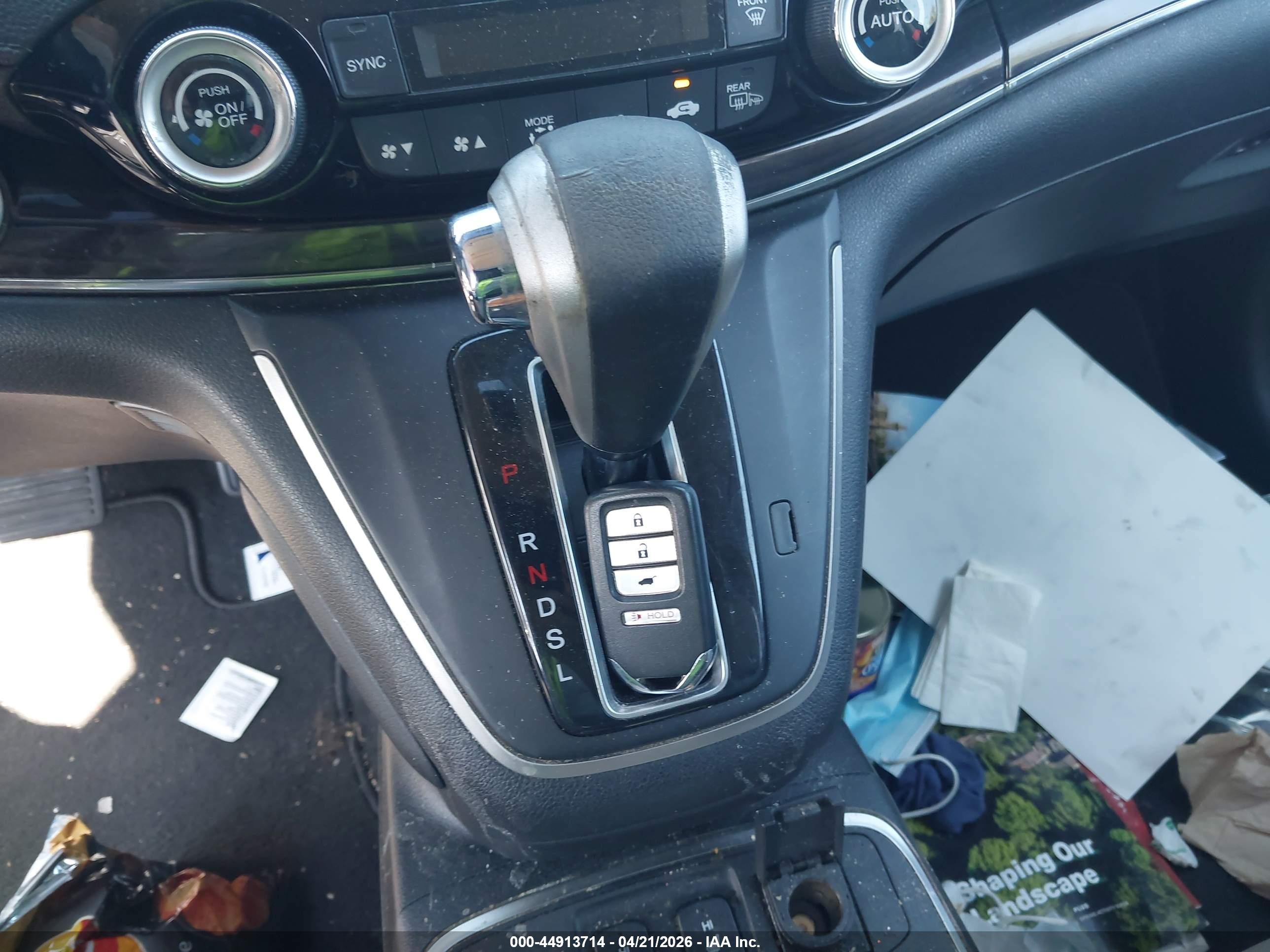HONDA CR-V image 11