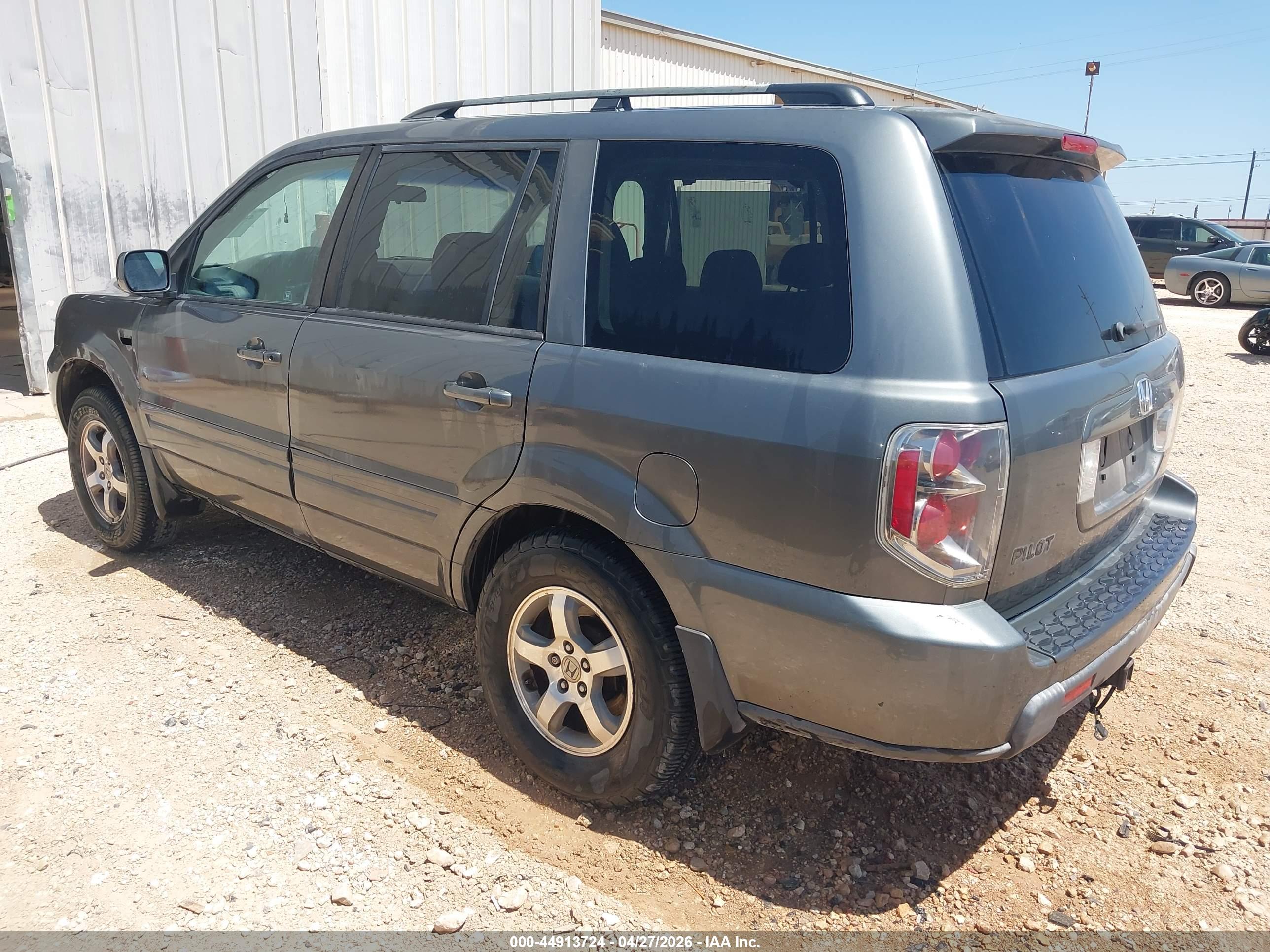 HONDA PILOT image 3