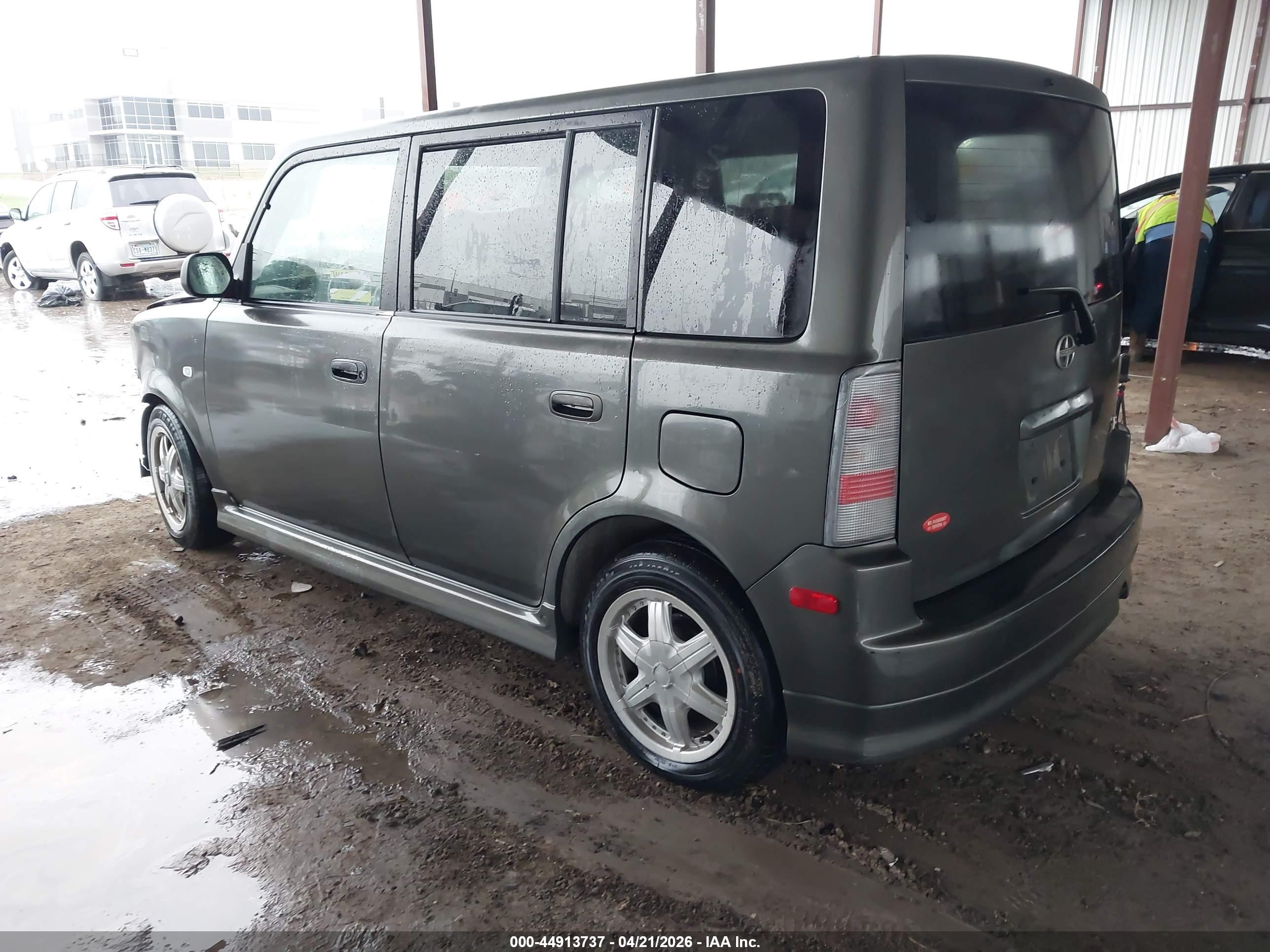 SCION XB image 3