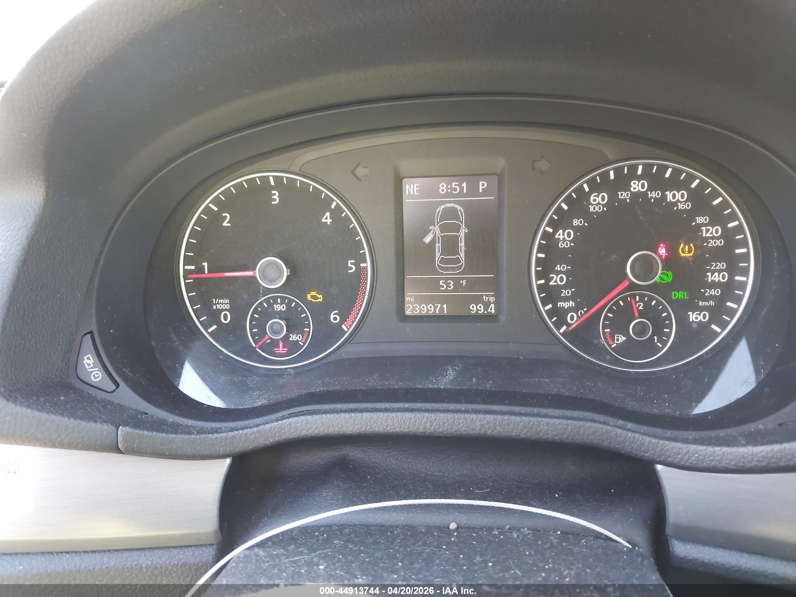 VOLKSWAGEN PASSAT image 7