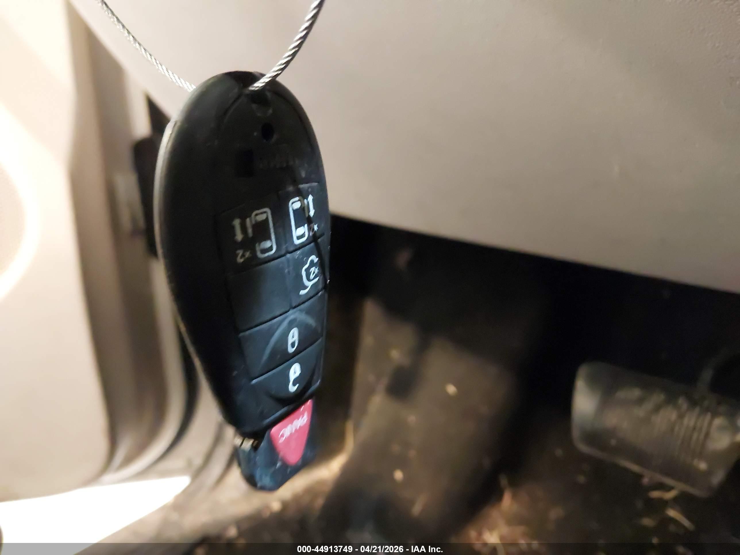 CHRYSLER TOWN image 11