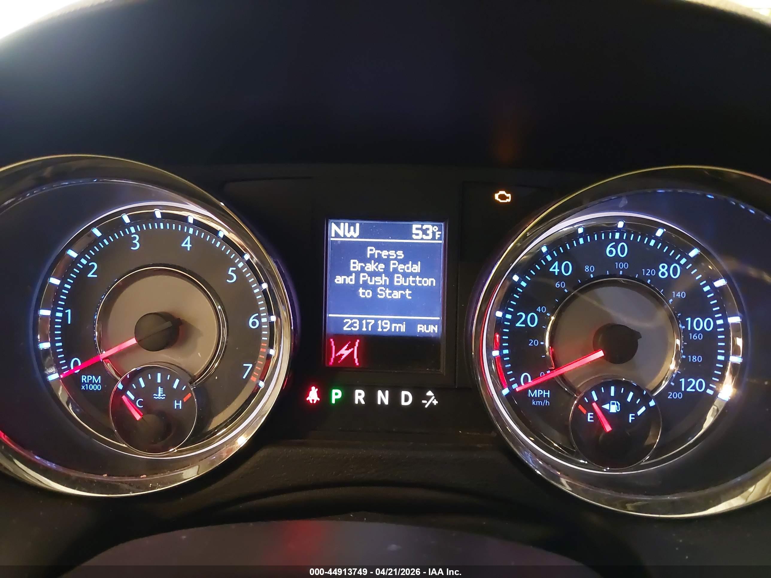 CHRYSLER TOWN image 7