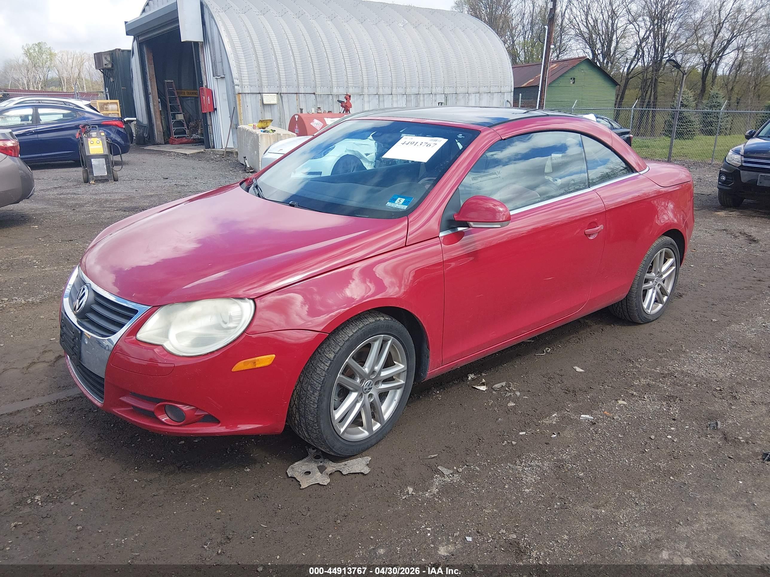 VOLKSWAGEN EOS image 2