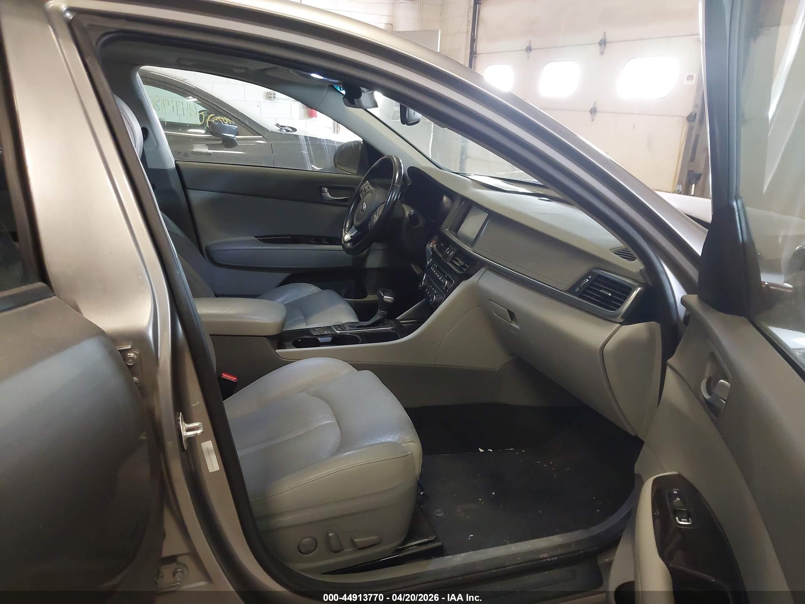 KIA OPTIMA image 5