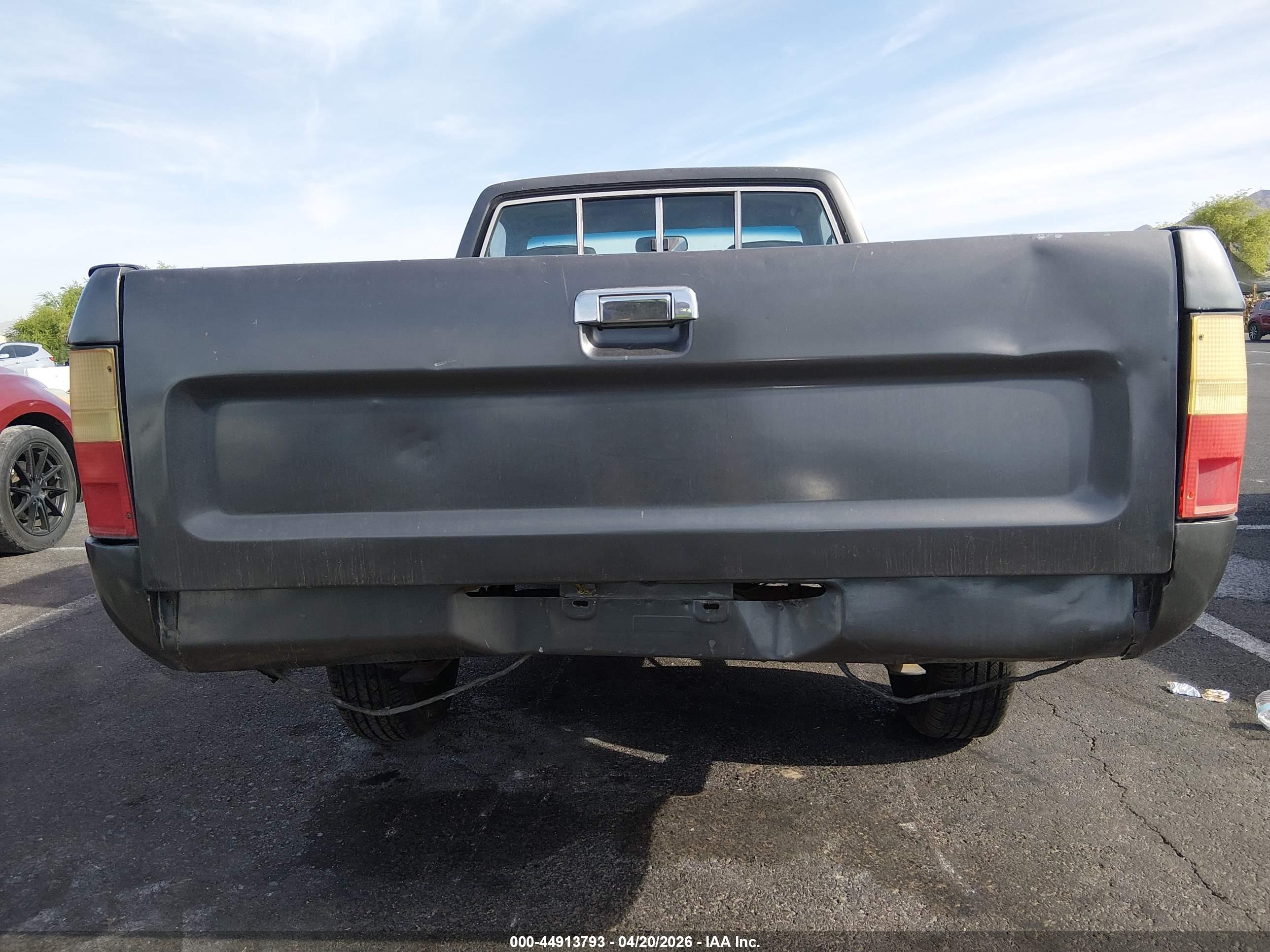 TOYOTA PICKUP image 6