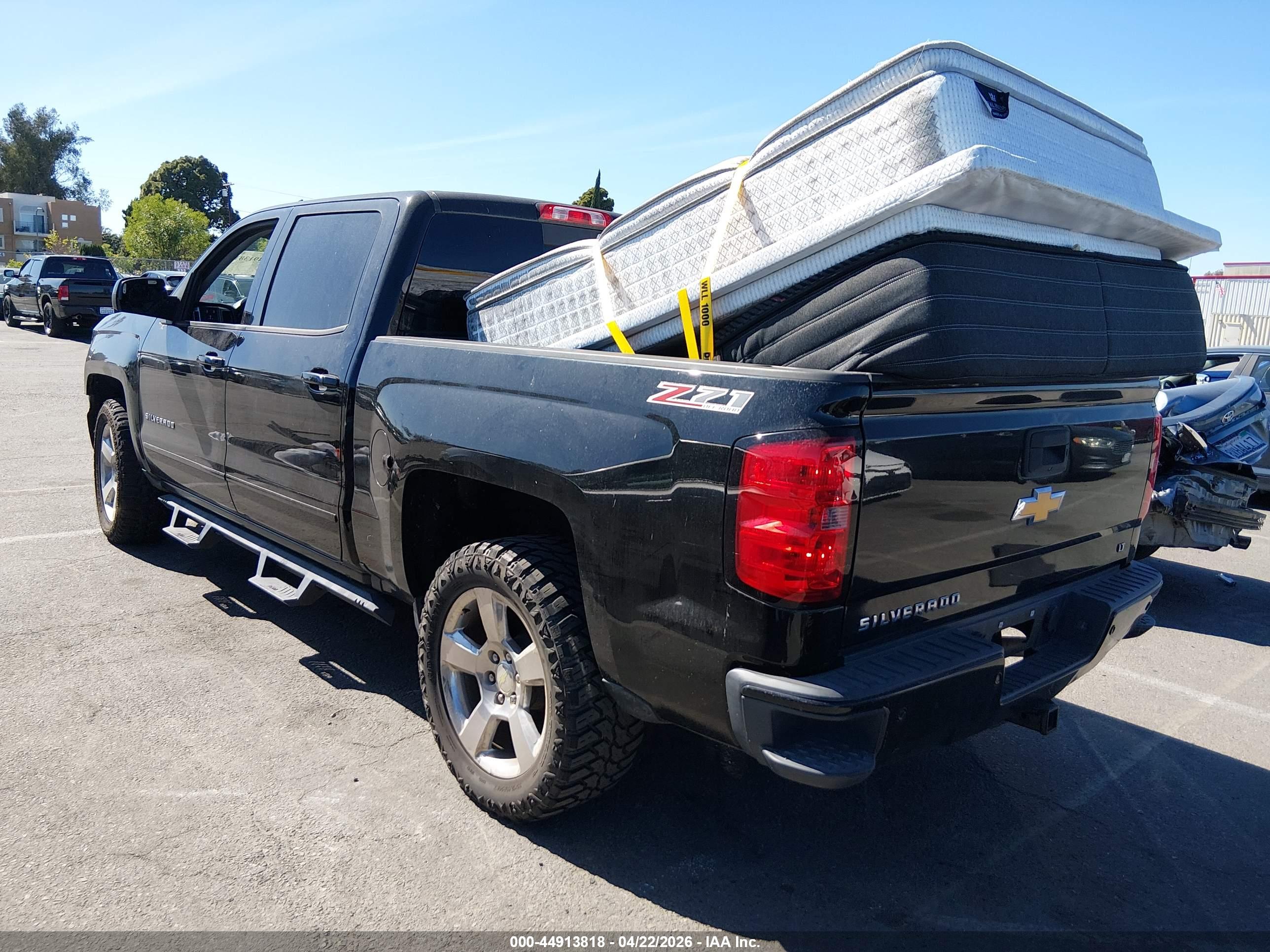 CHEVROLET SILVERADO image 3