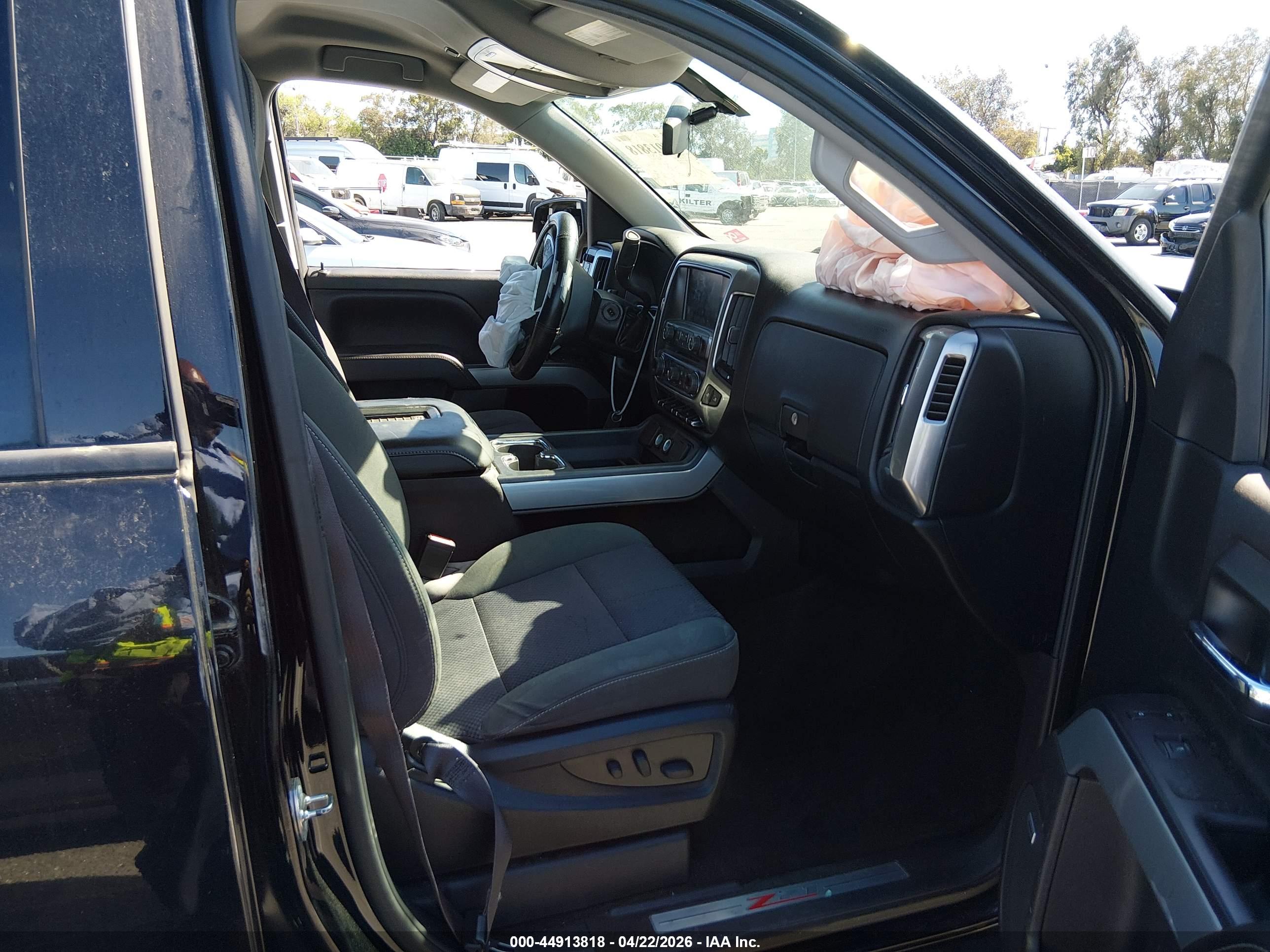 CHEVROLET SILVERADO image 5
