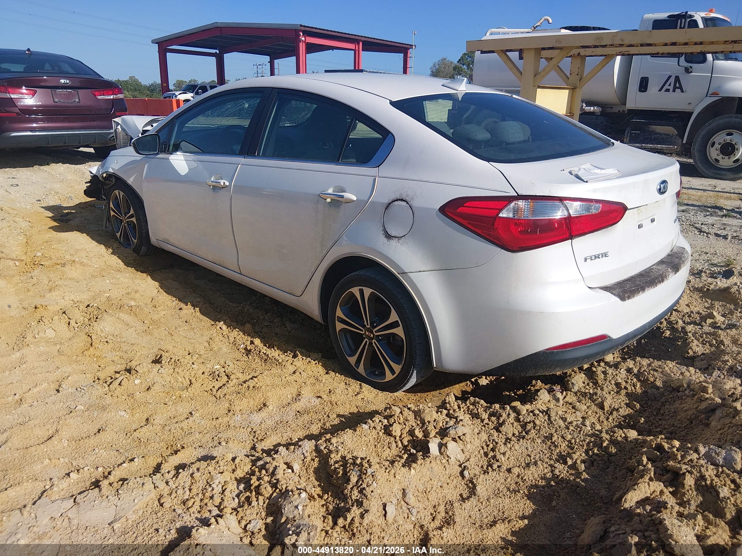 KIA FORTE image 3