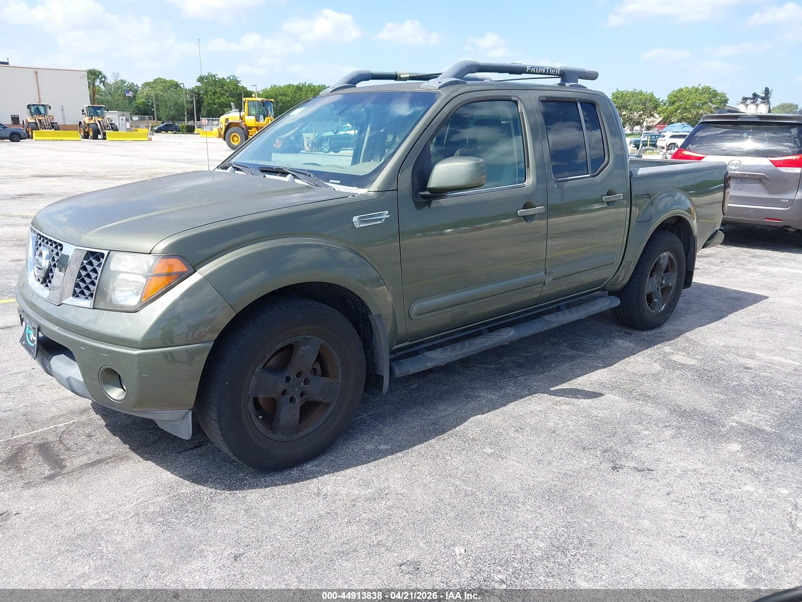 NISSAN FRONTIER image 2