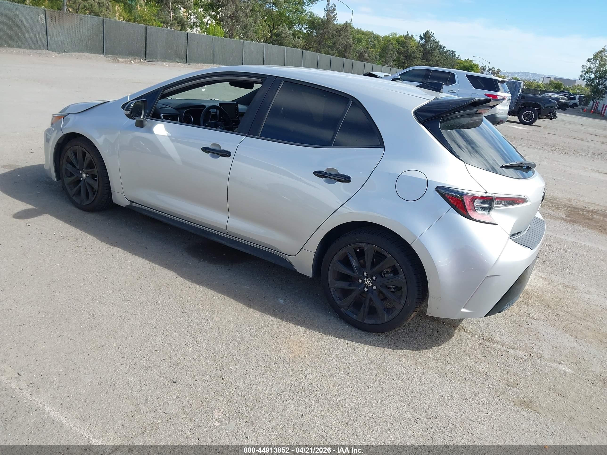 TOYOTA COROLLA image 3