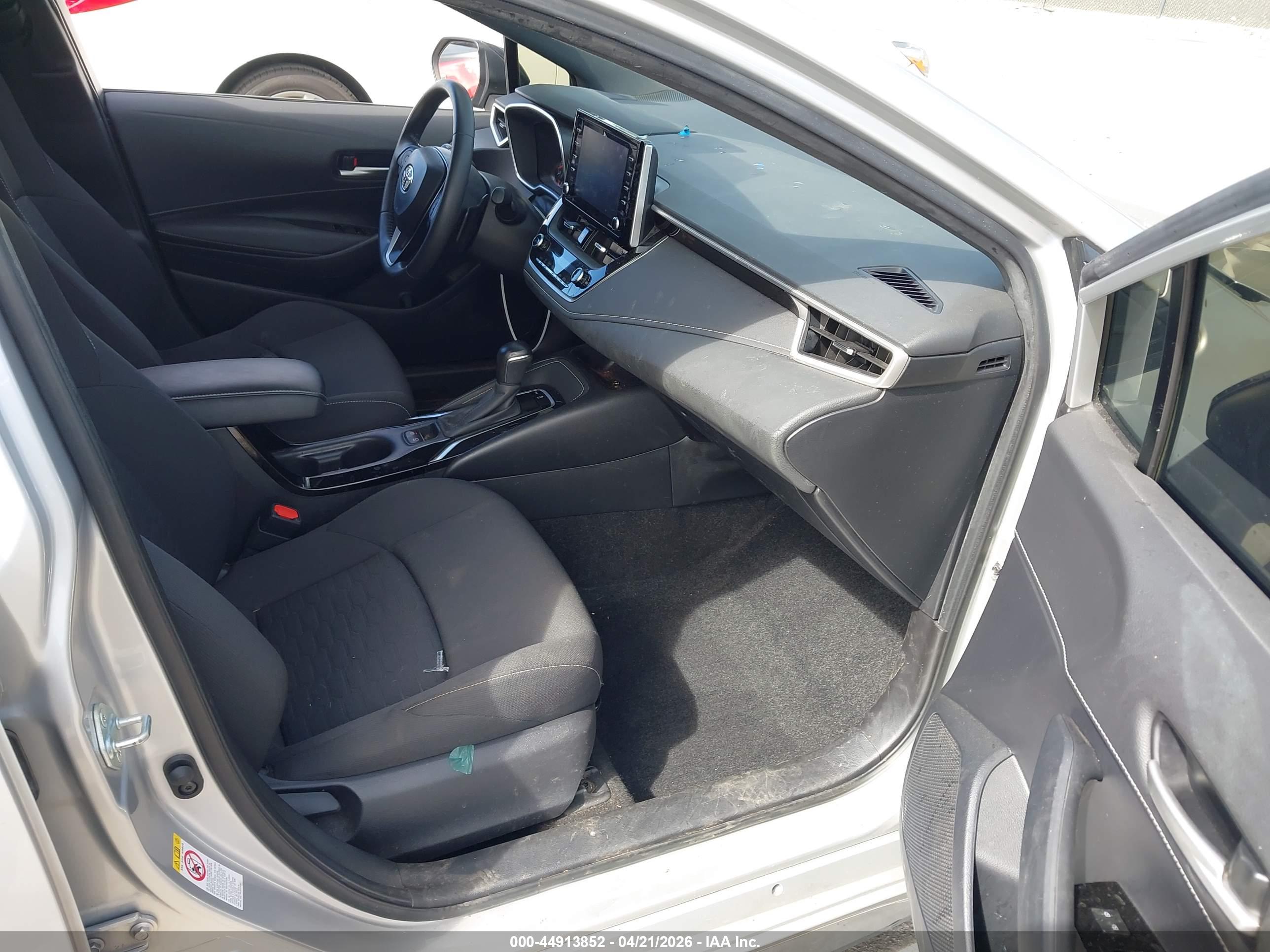 TOYOTA COROLLA image 5