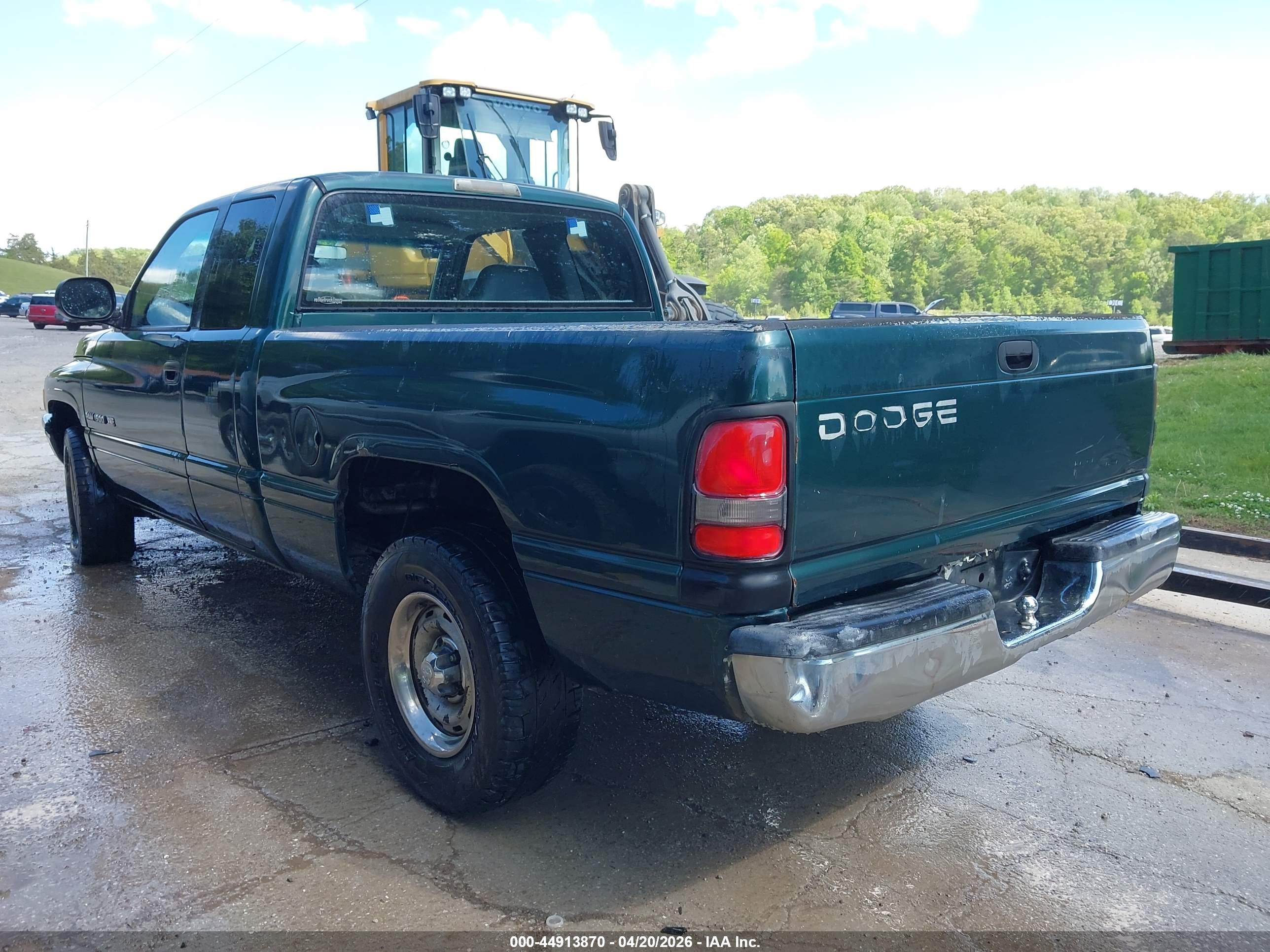 DODGE RAM image 3