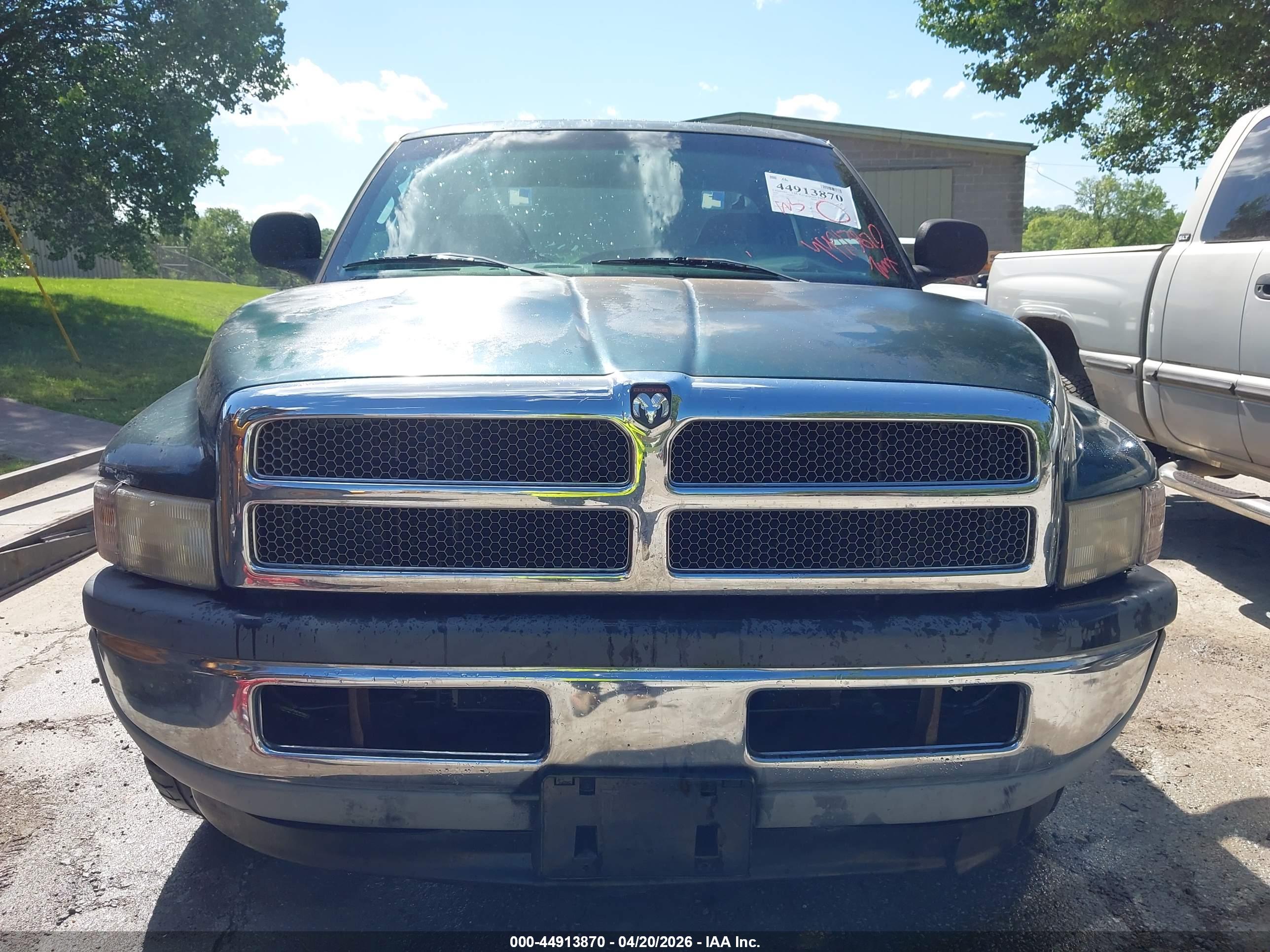 DODGE RAM image 6