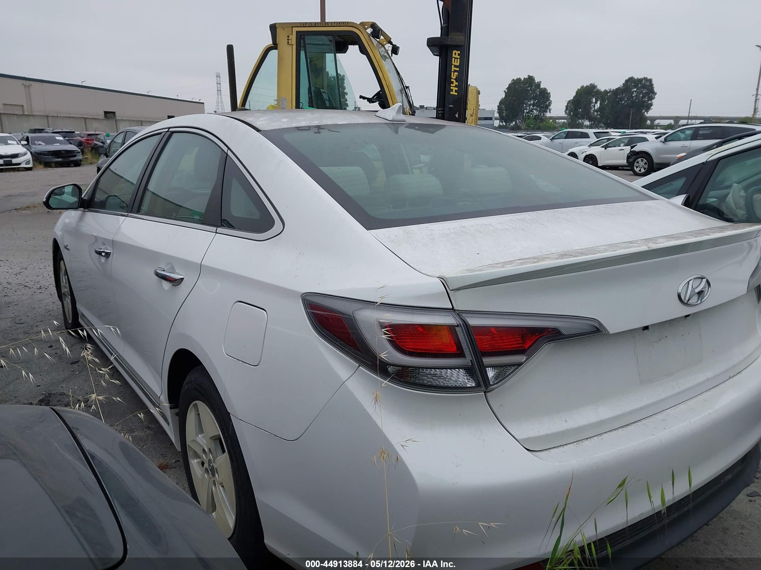 HYUNDAI SONATA image 3