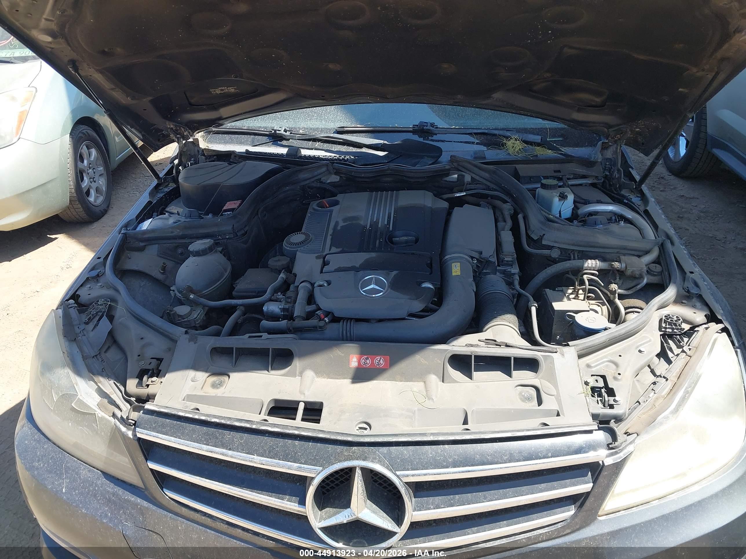 MERCEDES-BENZ C image 10