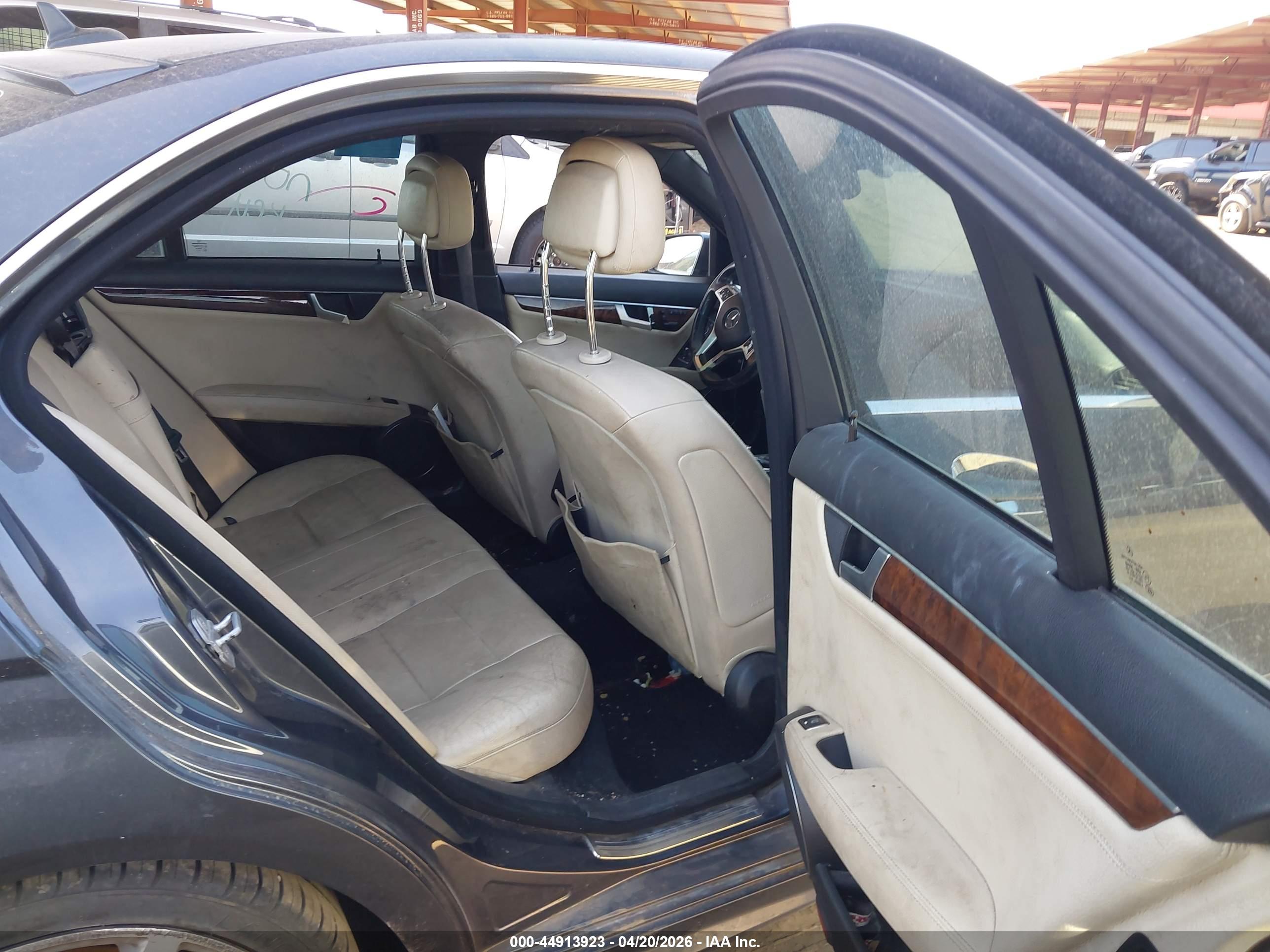MERCEDES-BENZ C image 8