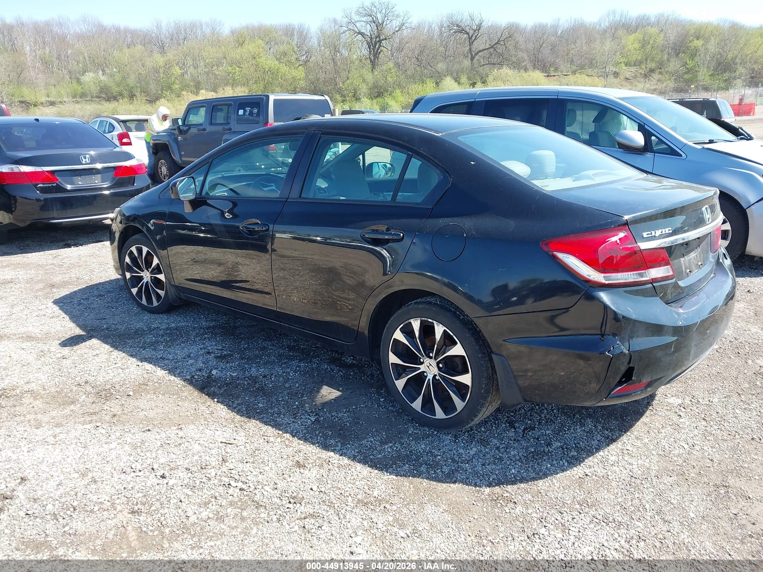 HONDA CIVIC image 3