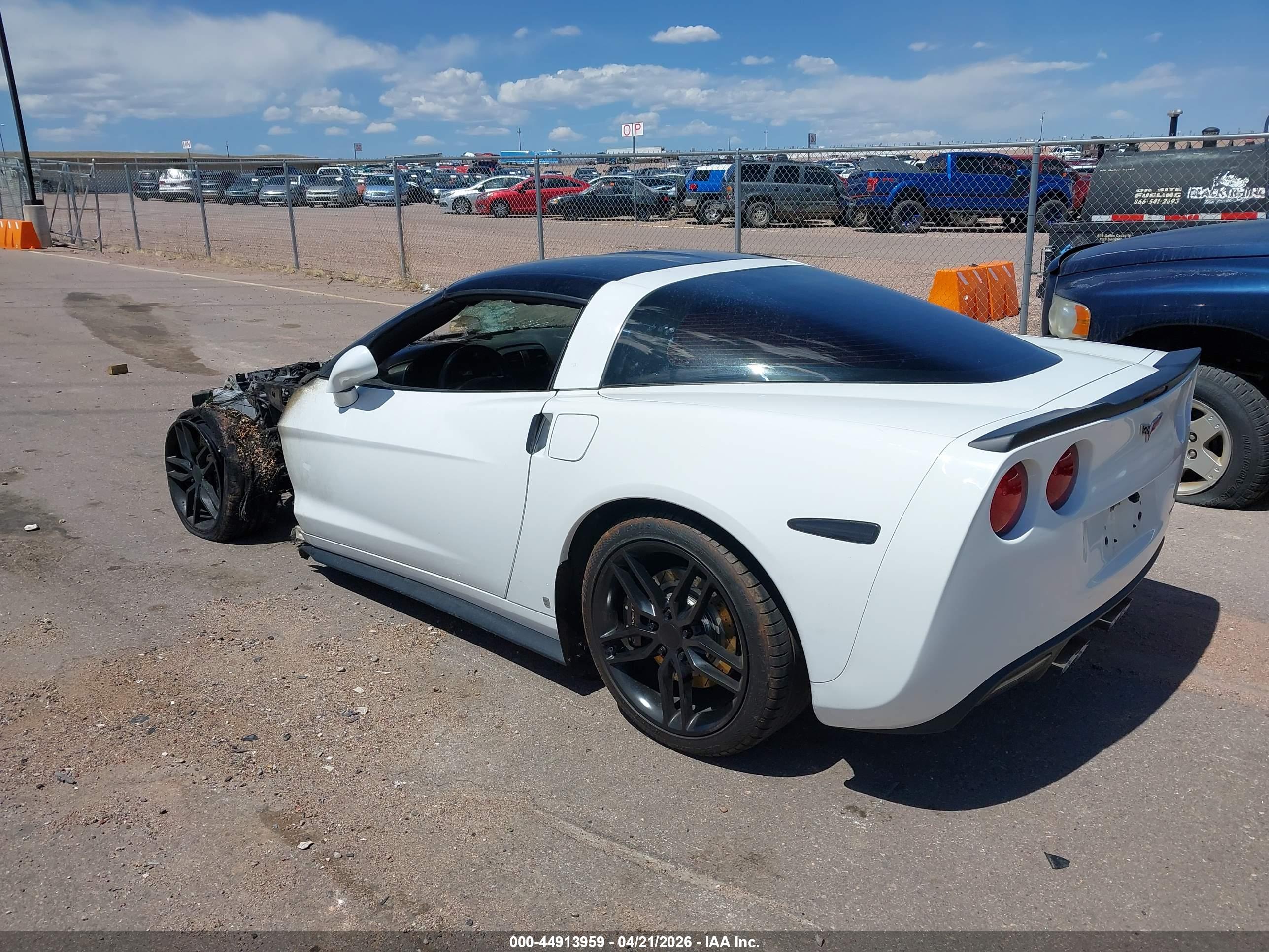 CHEVROLET CORVETTE image 3