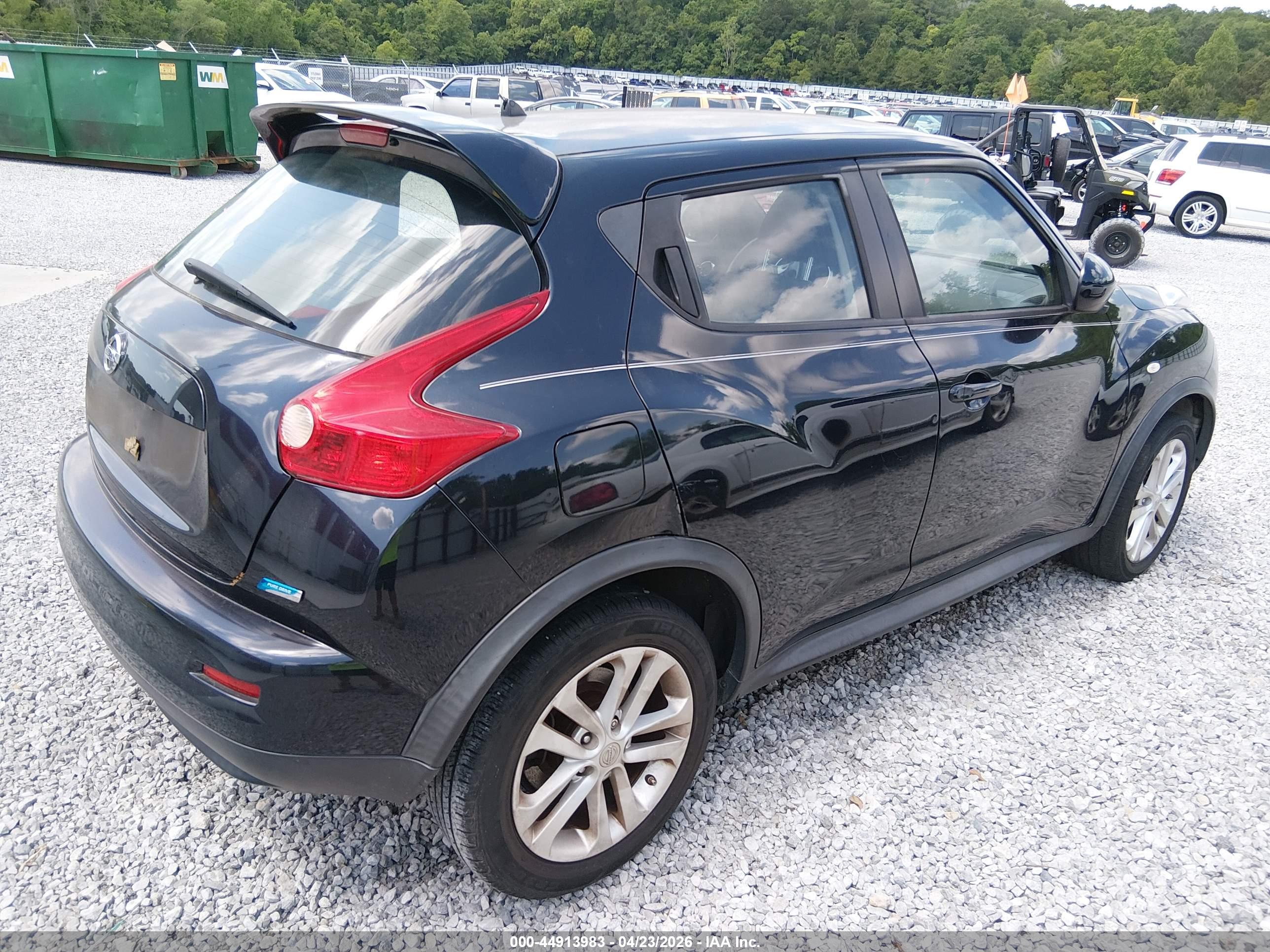 NISSAN JUKE image 4