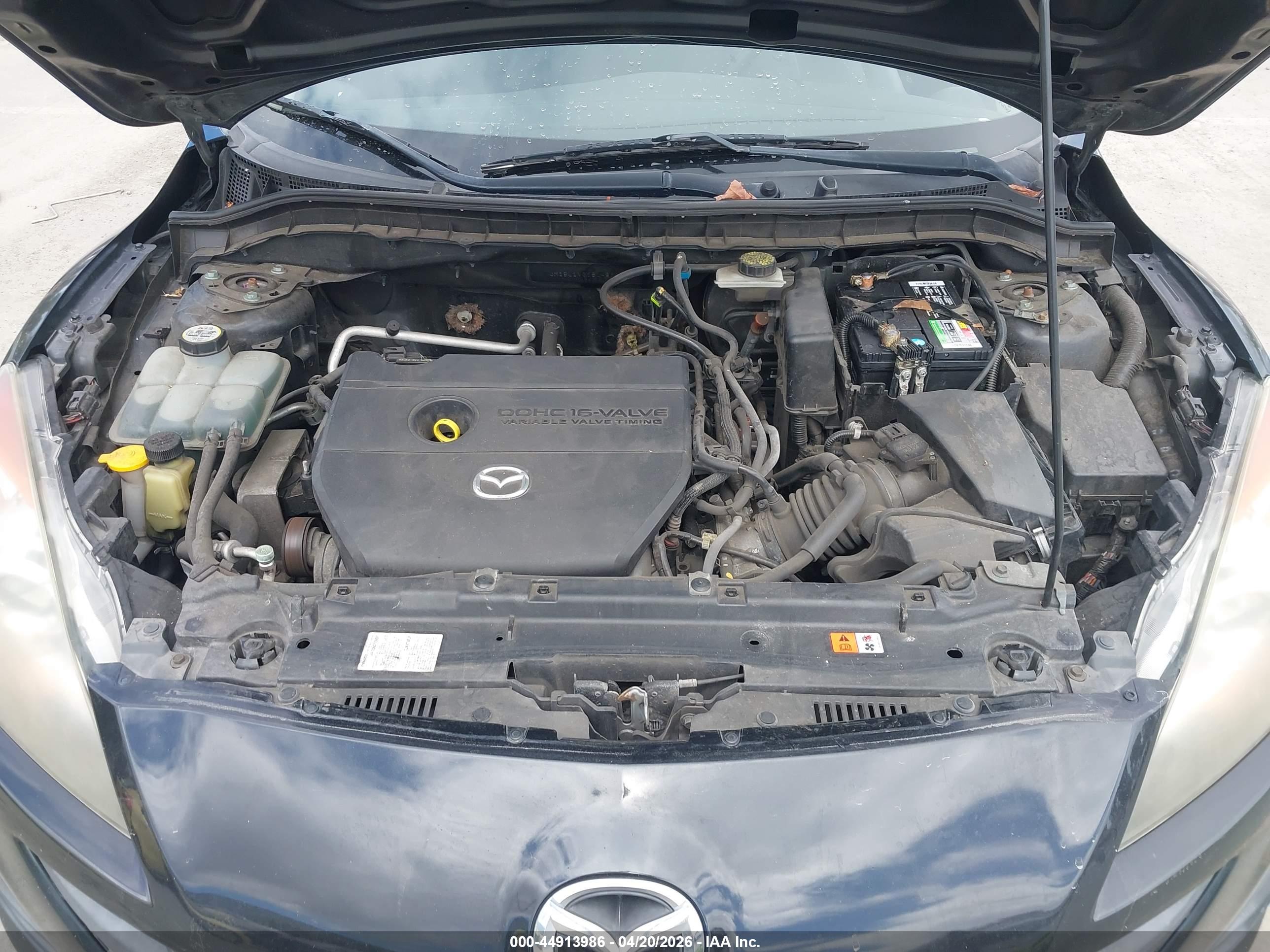 MAZDA MAZDA3 image 10