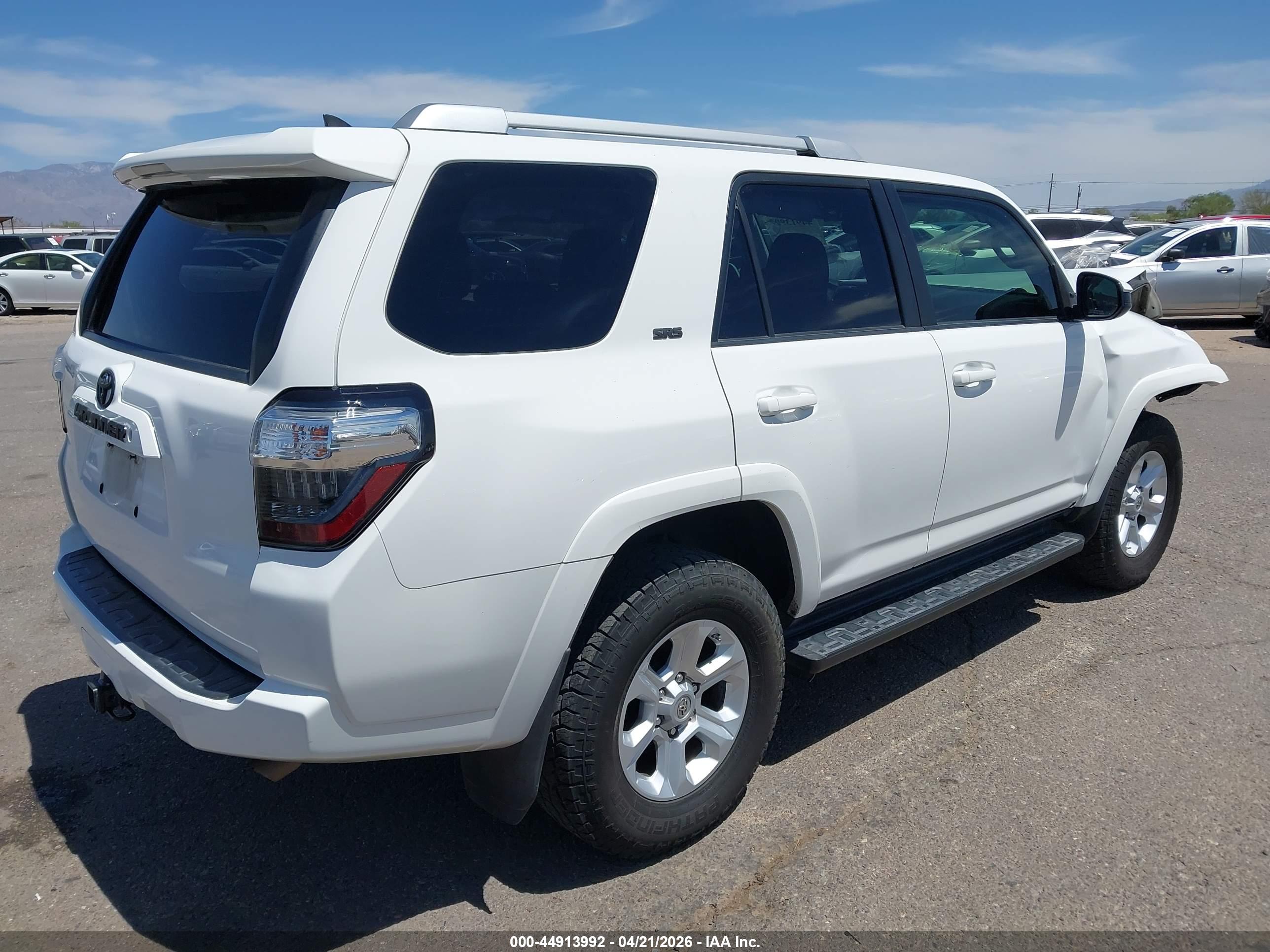 TOYOTA 4RUNNER image 4