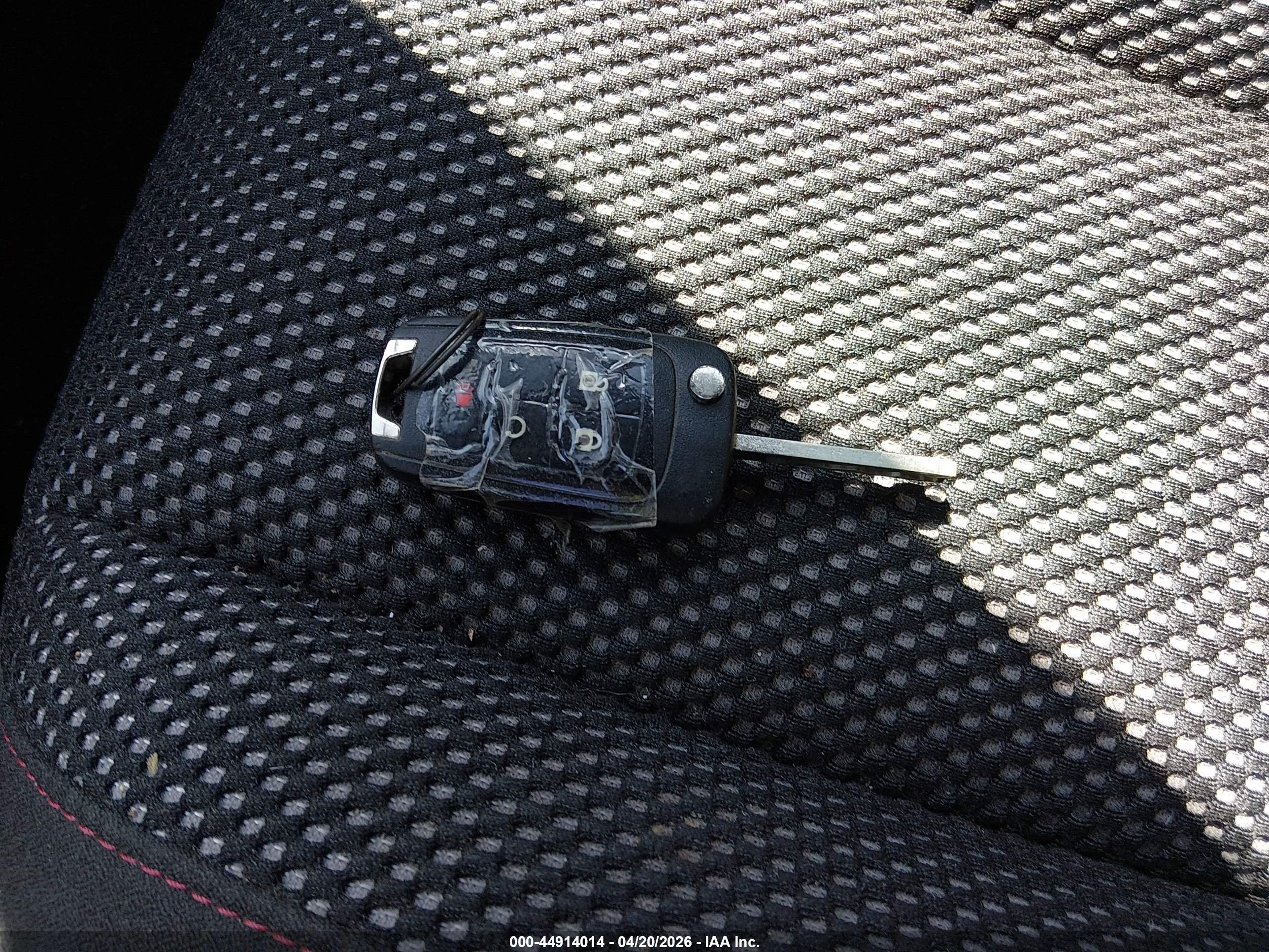 CHEVROLET EQUINOX image 11