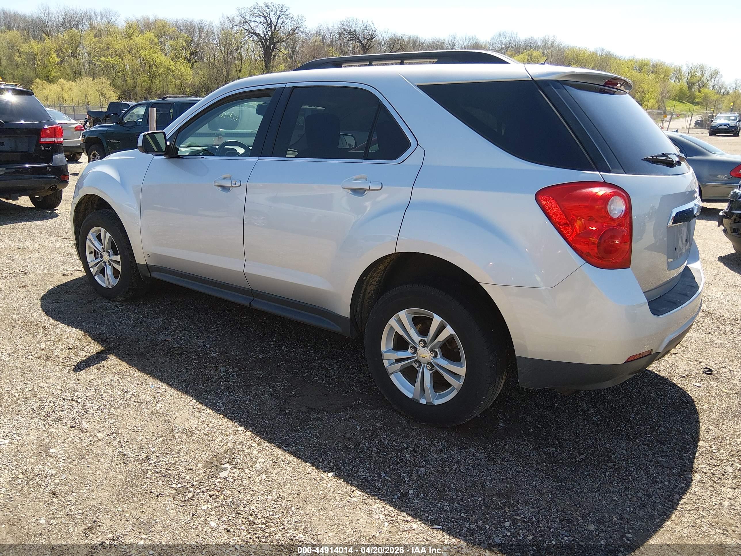 CHEVROLET EQUINOX image 3