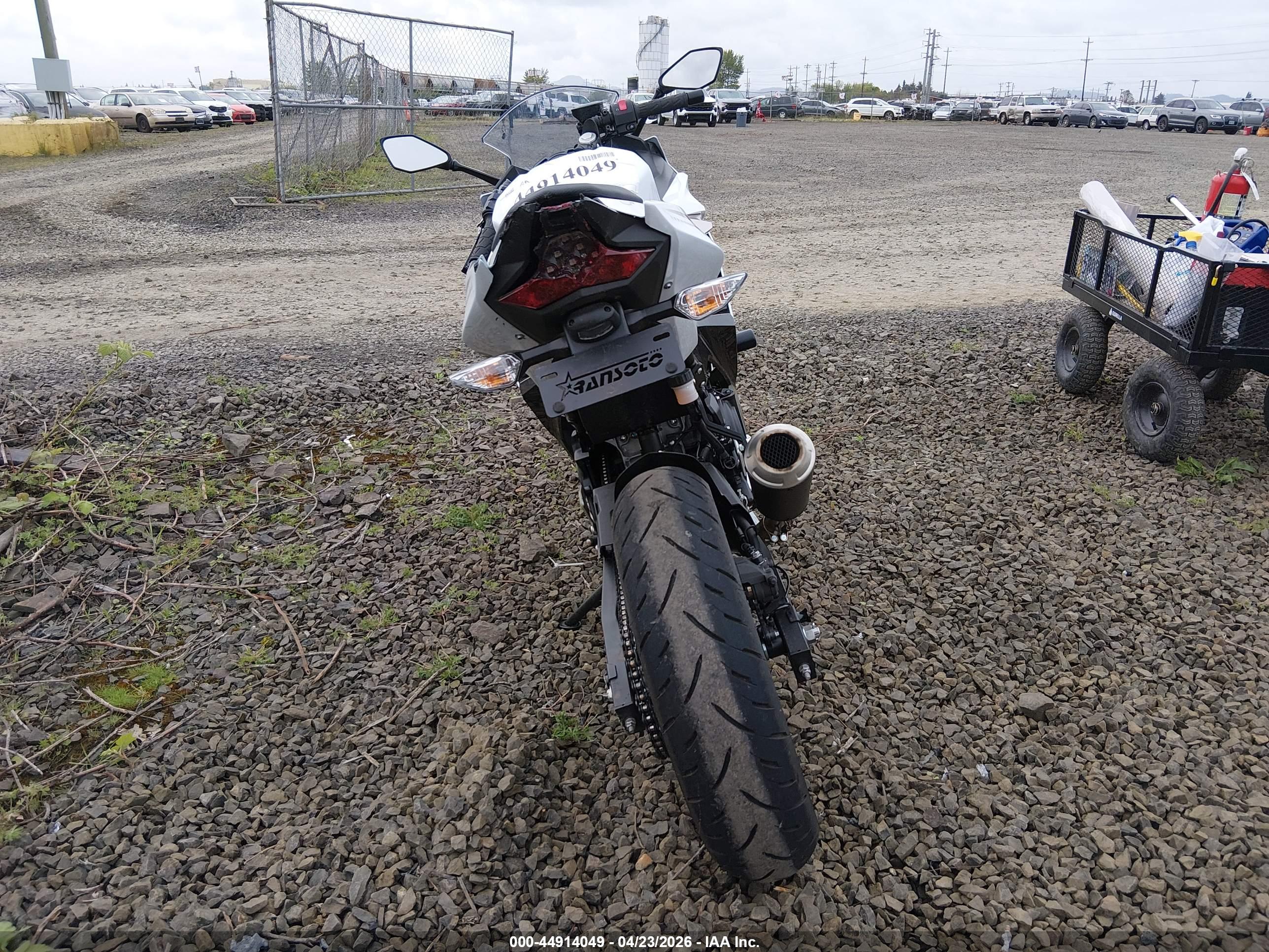 KAWASAKI EX400 image 6