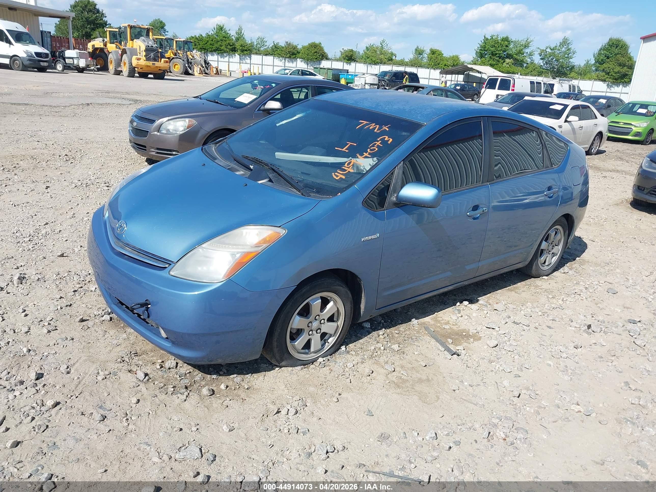 TOYOTA PRIUS image 2