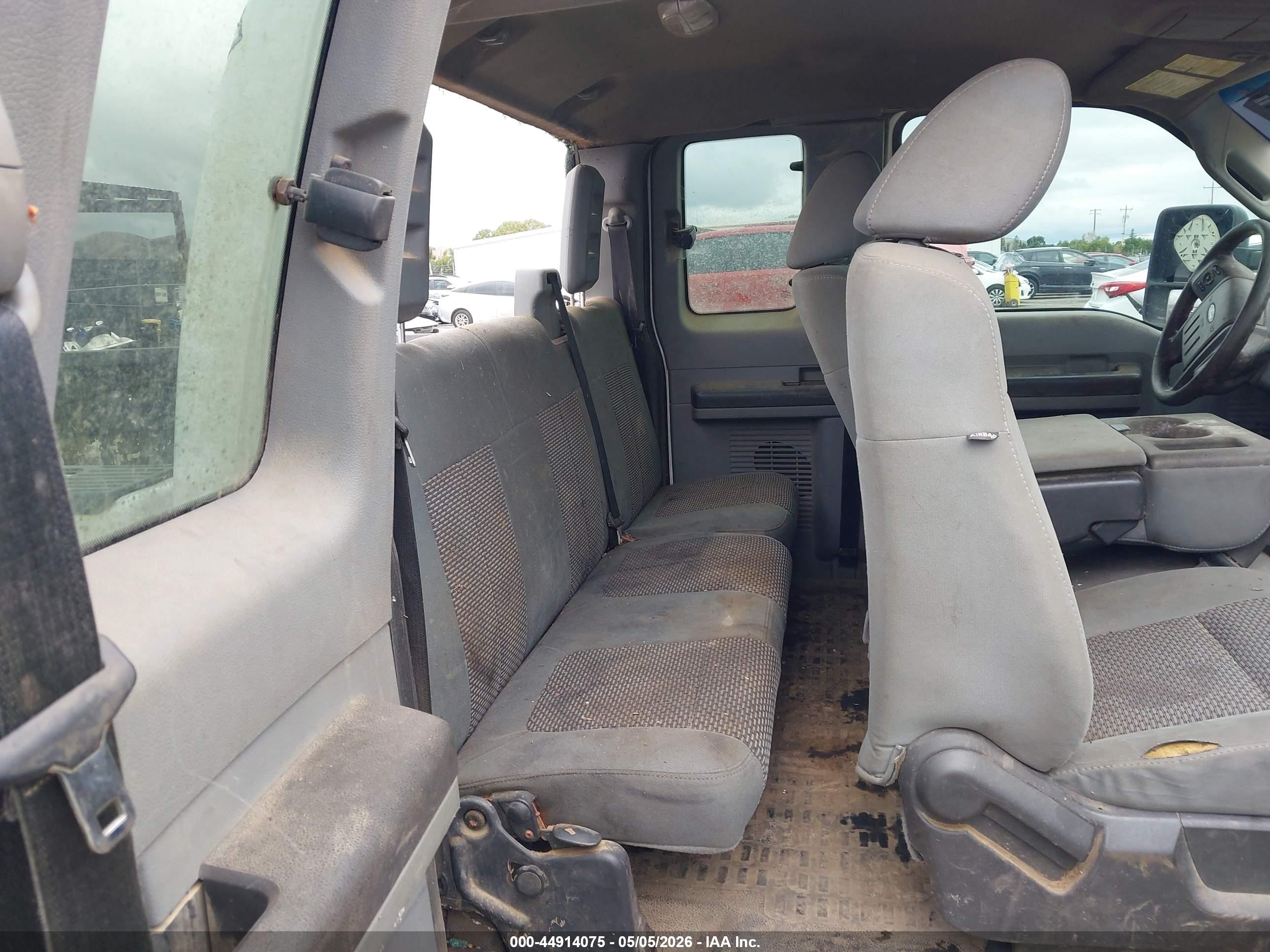 FORD F-250 image 8