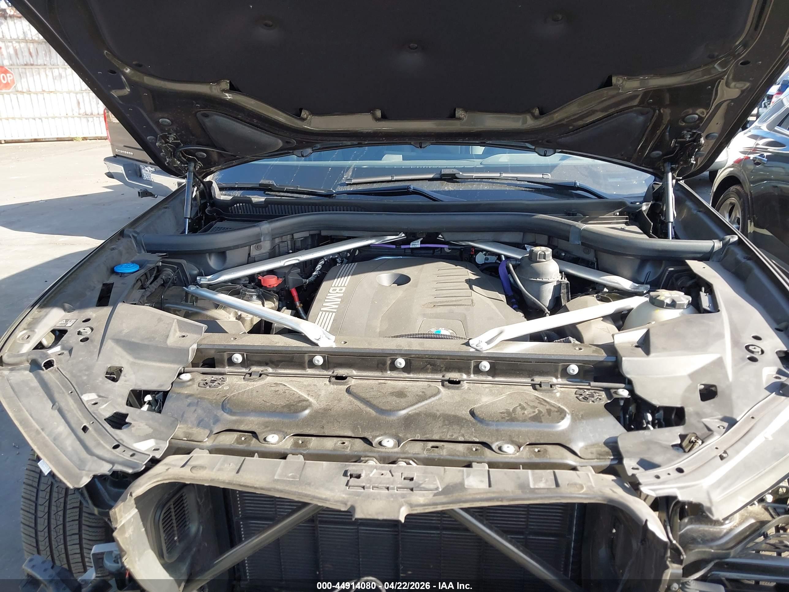 BMW X5 image 10