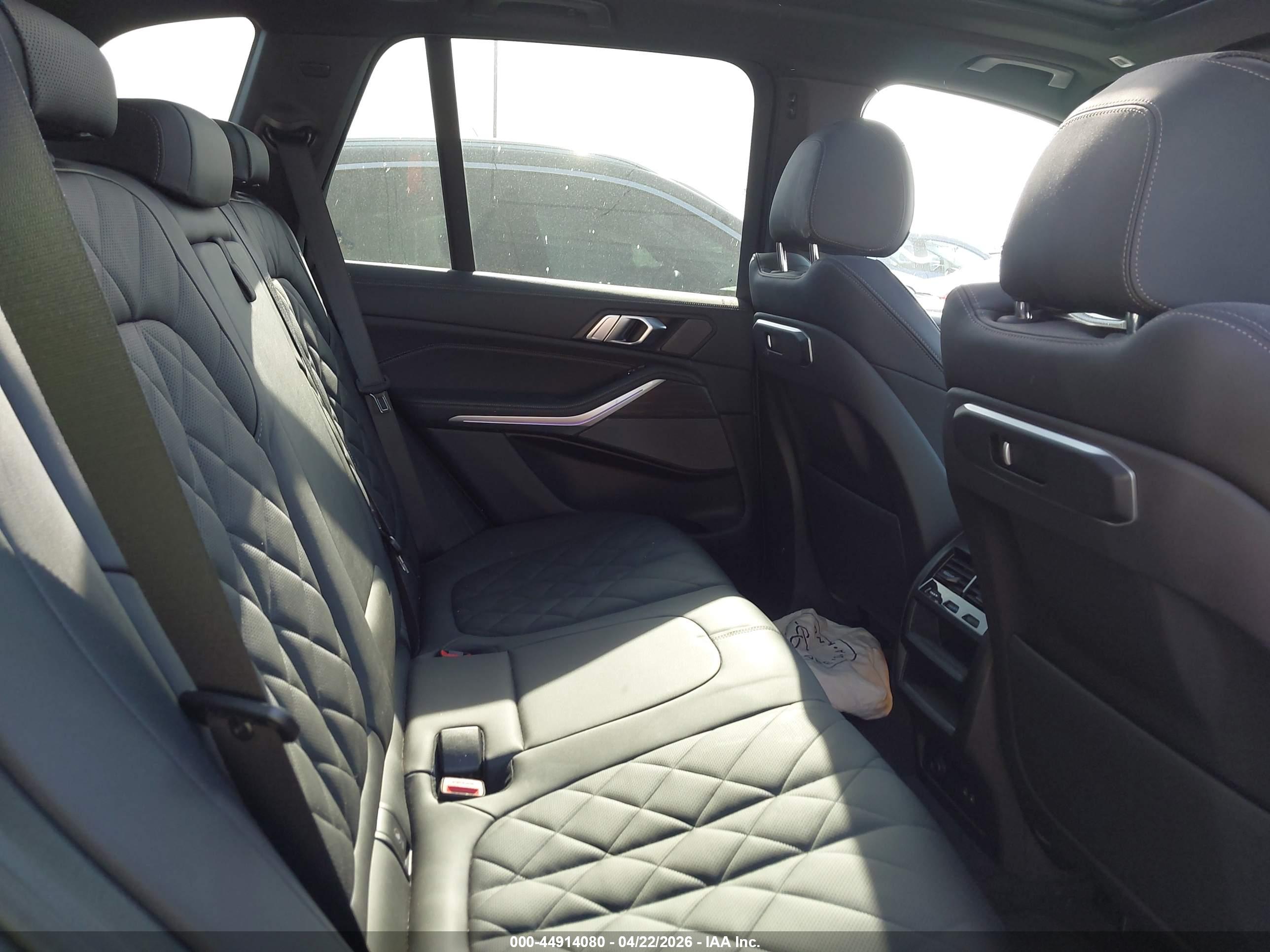 BMW X5 image 8