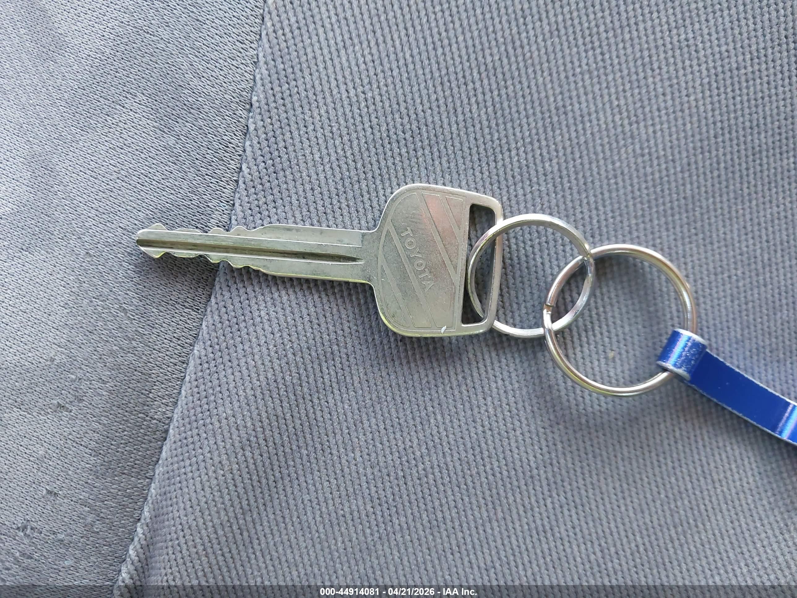 TOYOTA ECHO image 11