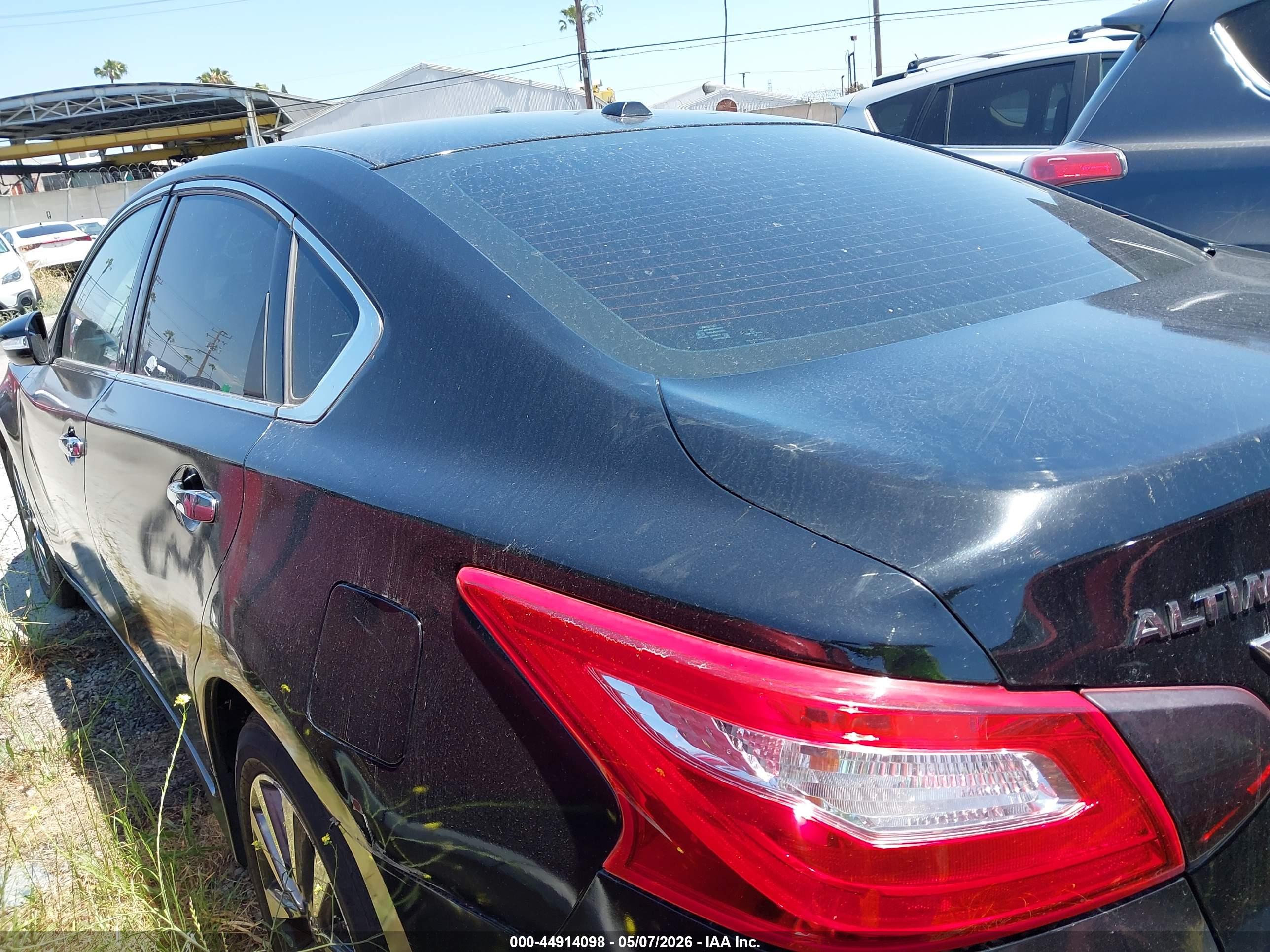 NISSAN ALTIMA image 5