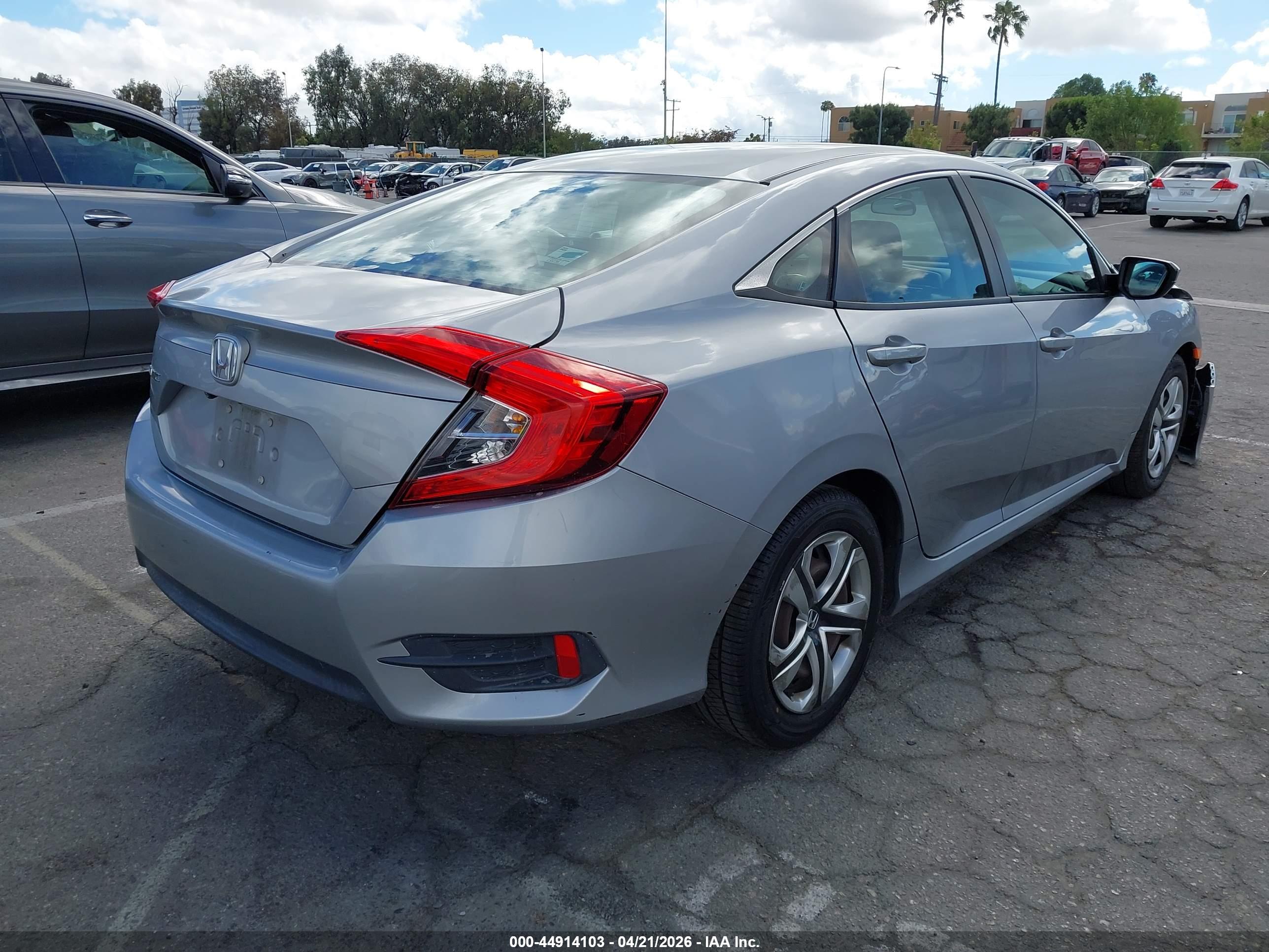 HONDA CIVIC image 4