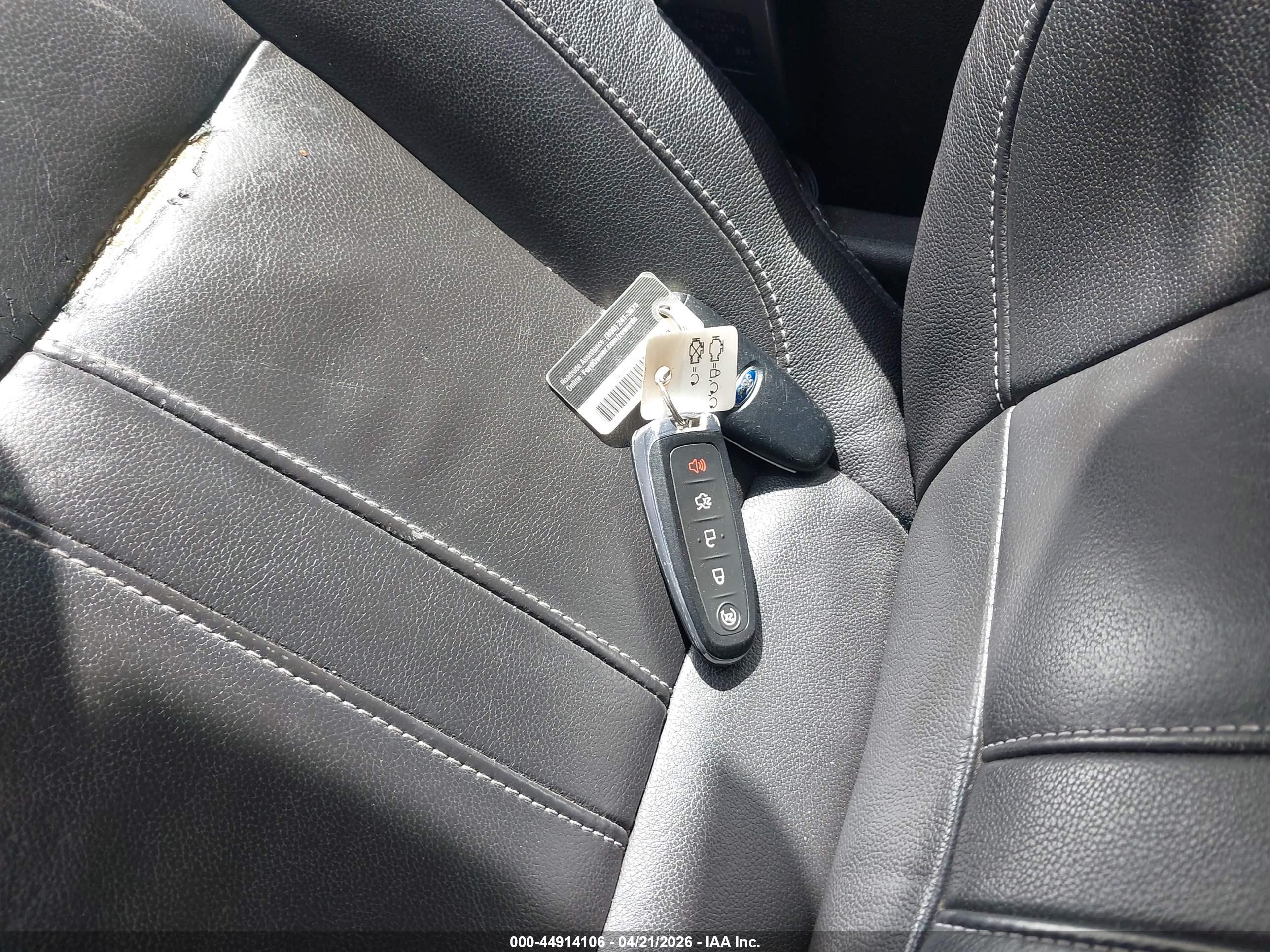 FORD ESCAPE image 11