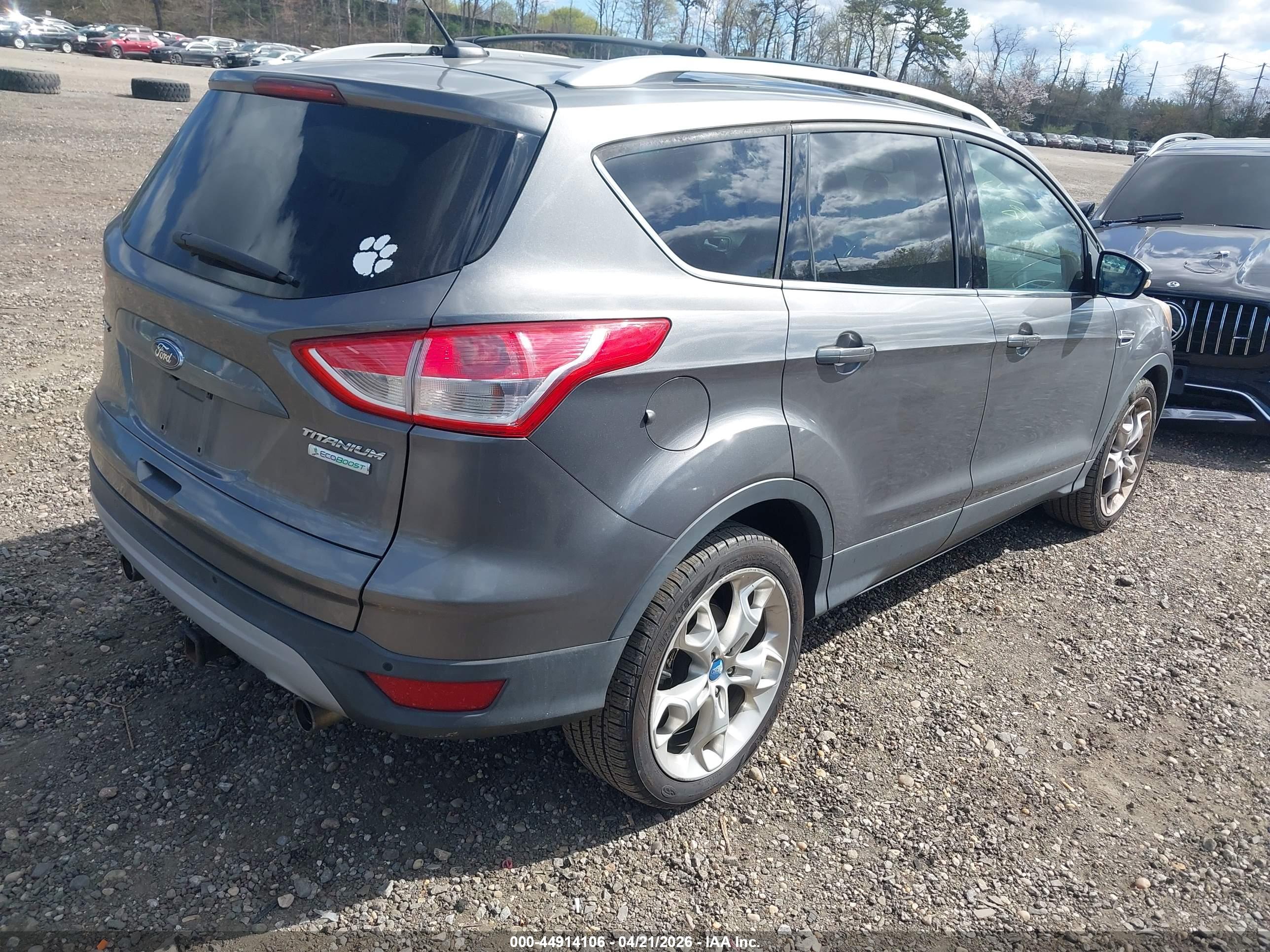 FORD ESCAPE image 4