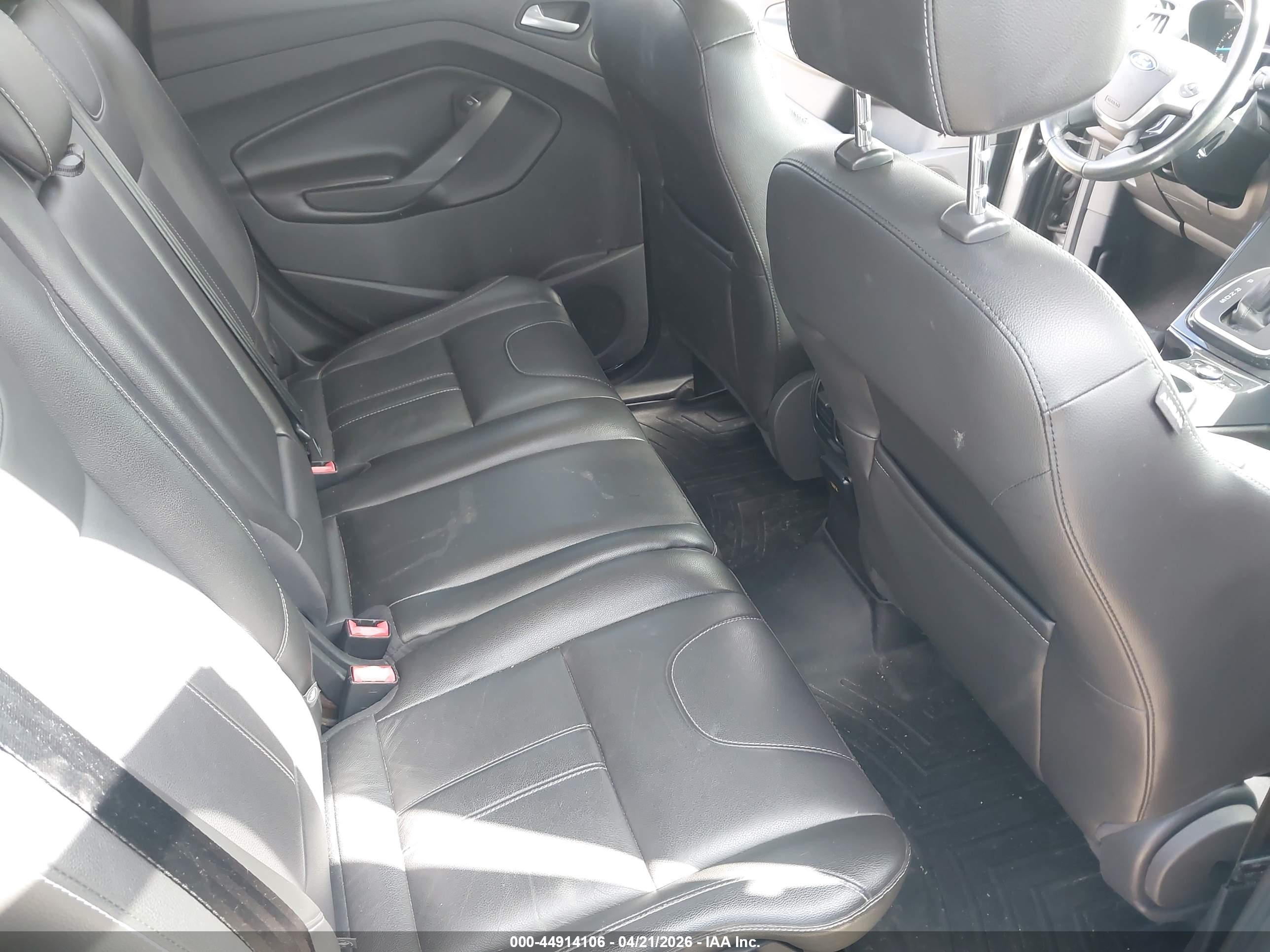 FORD ESCAPE image 8