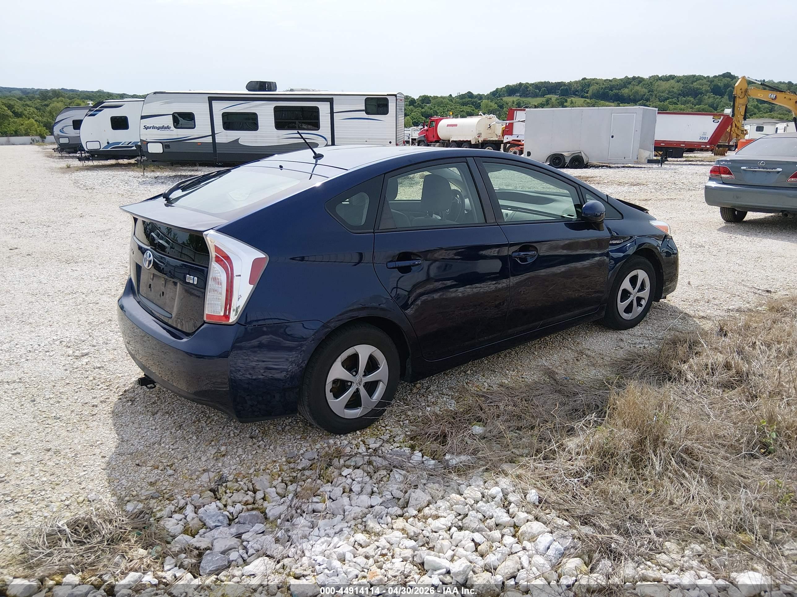 TOYOTA PRIUS image 4