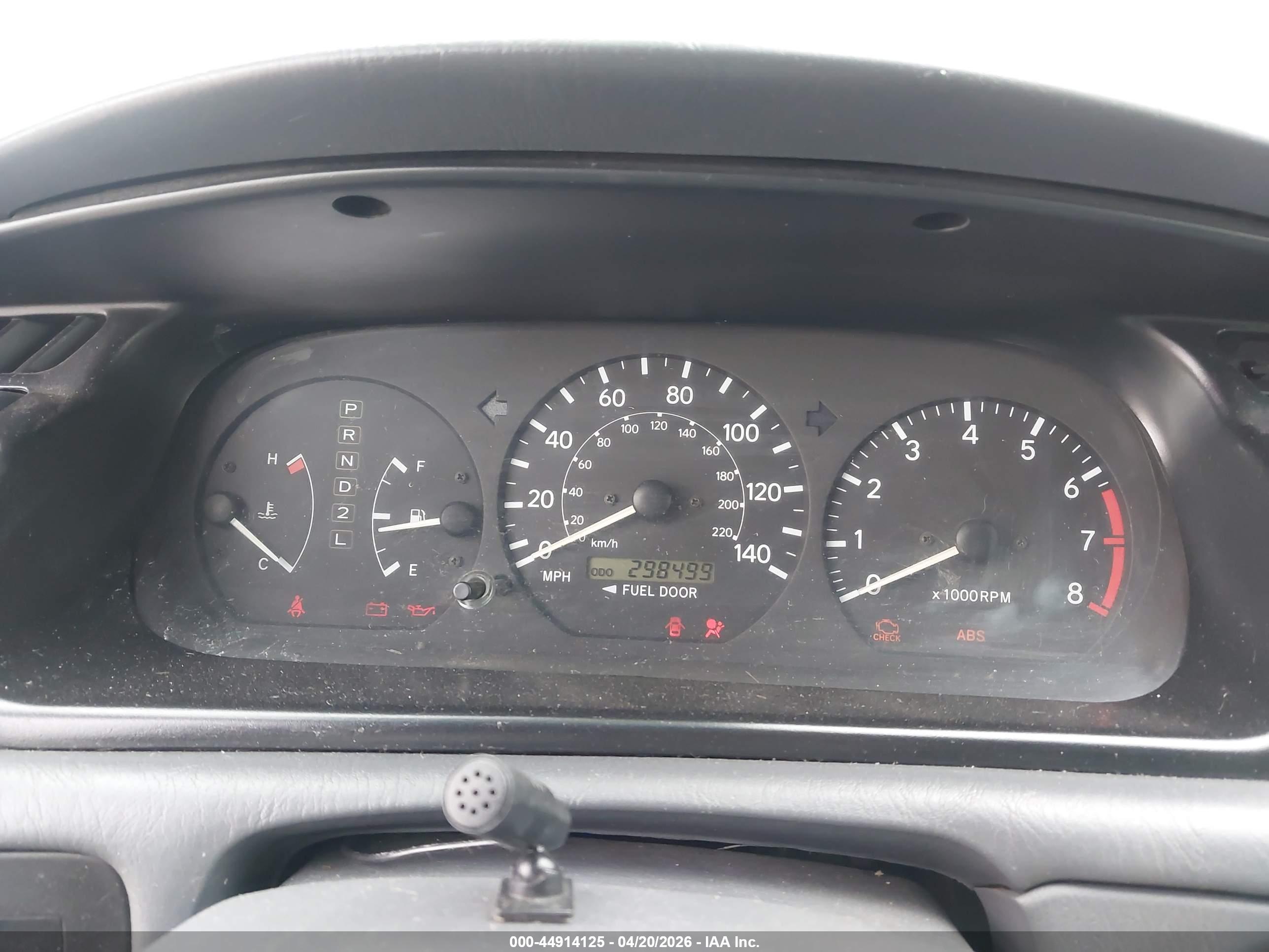 TOYOTA CAMRY image 7