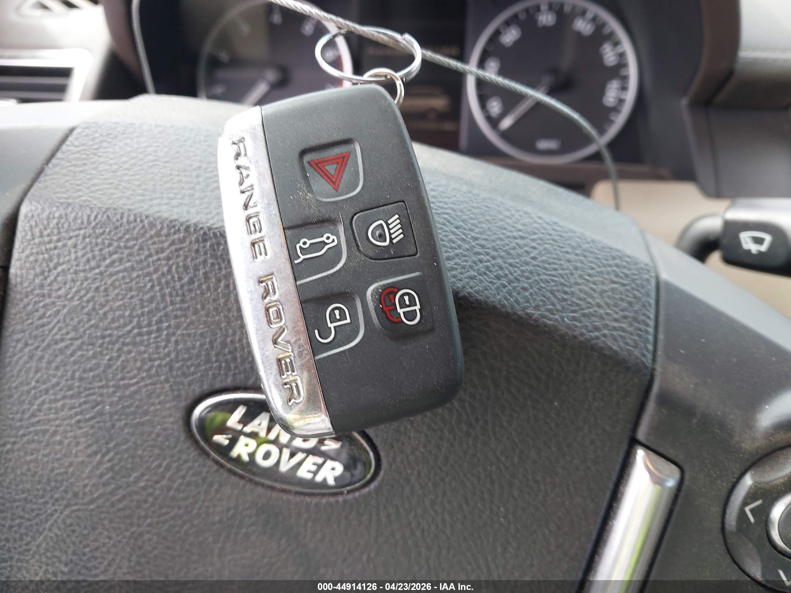 LAND ROVER image 11