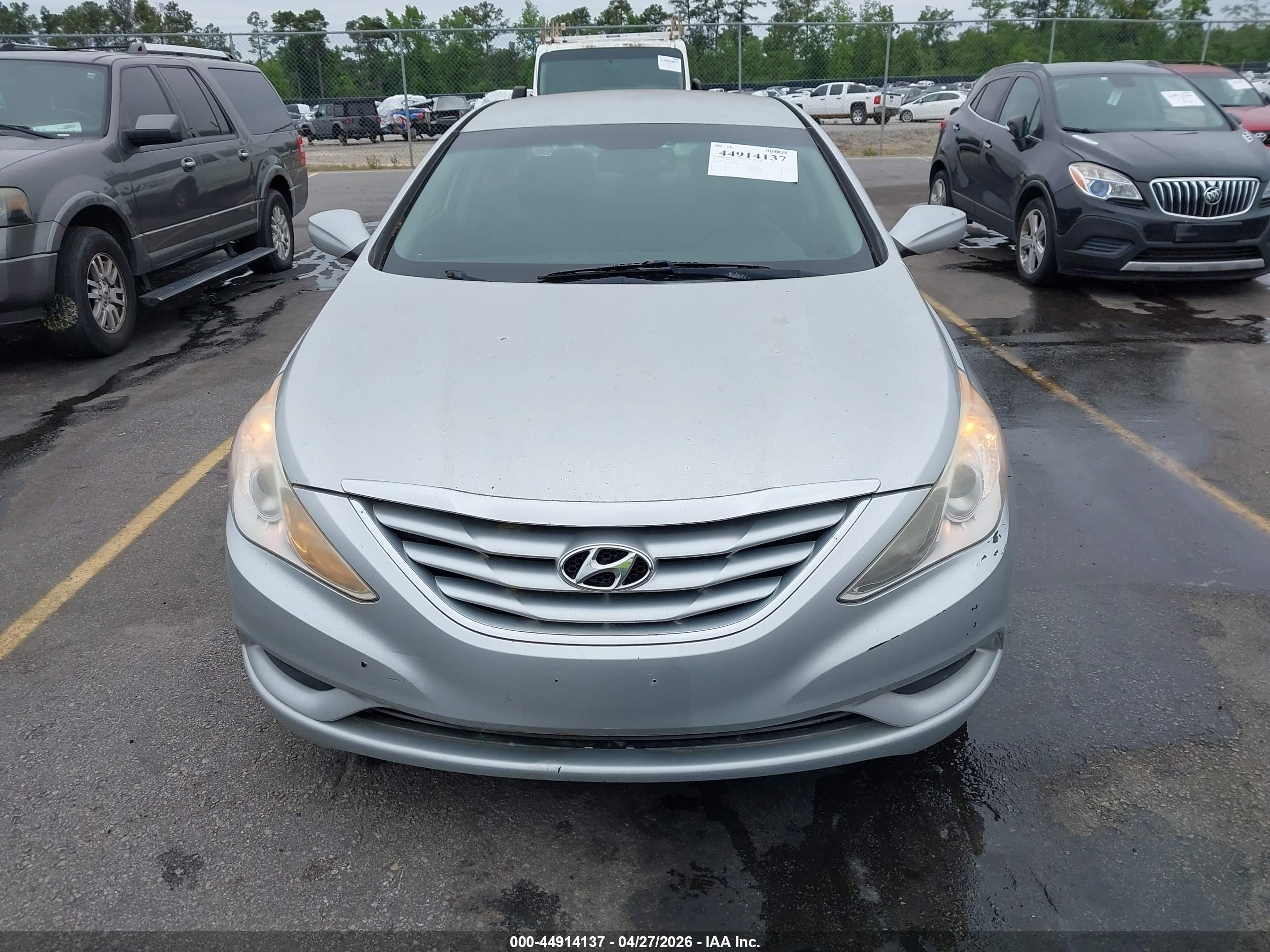 HYUNDAI SONATA image 6