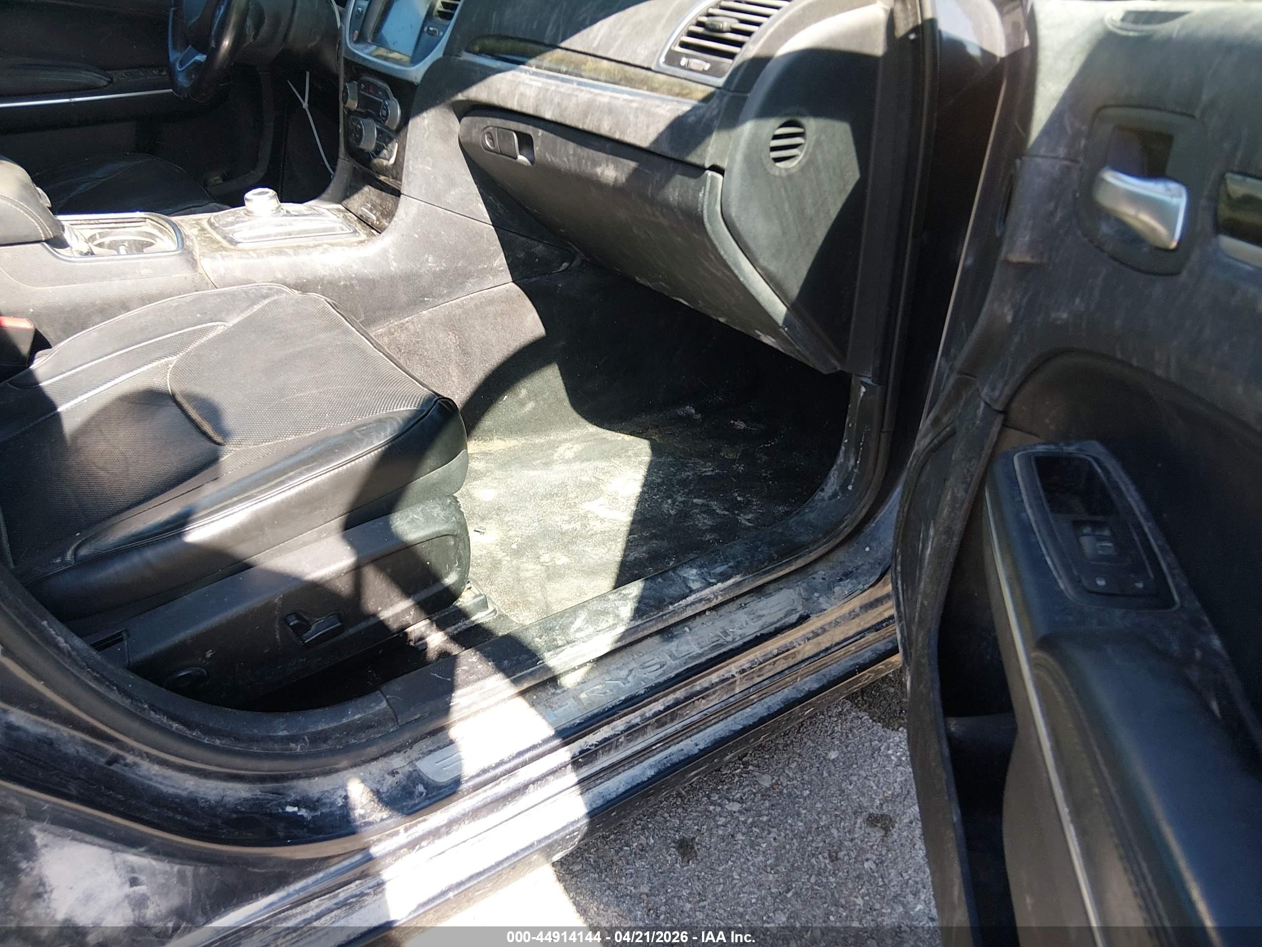 CHRYSLER 300C image 5