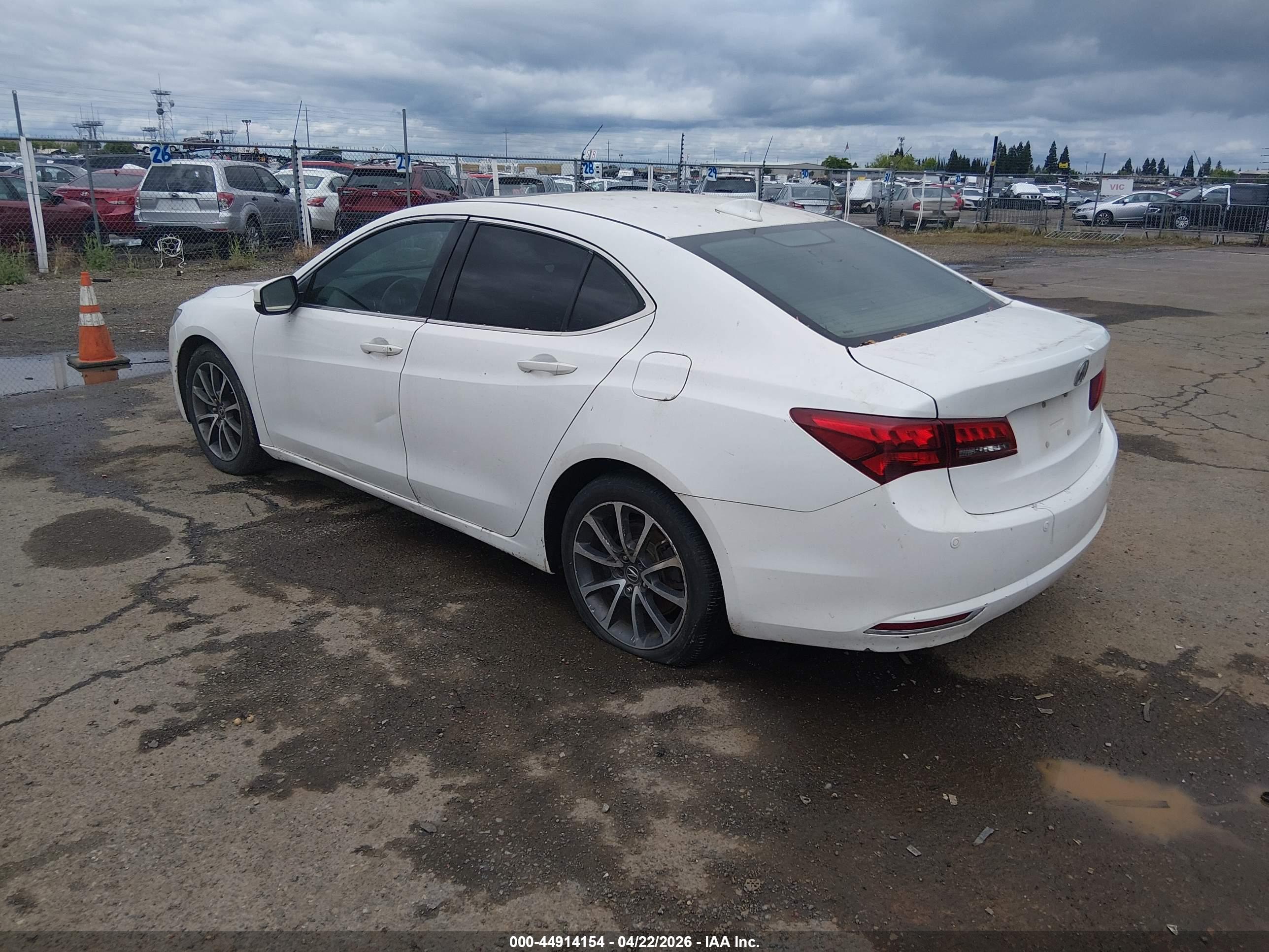 ACURA TLX image 3