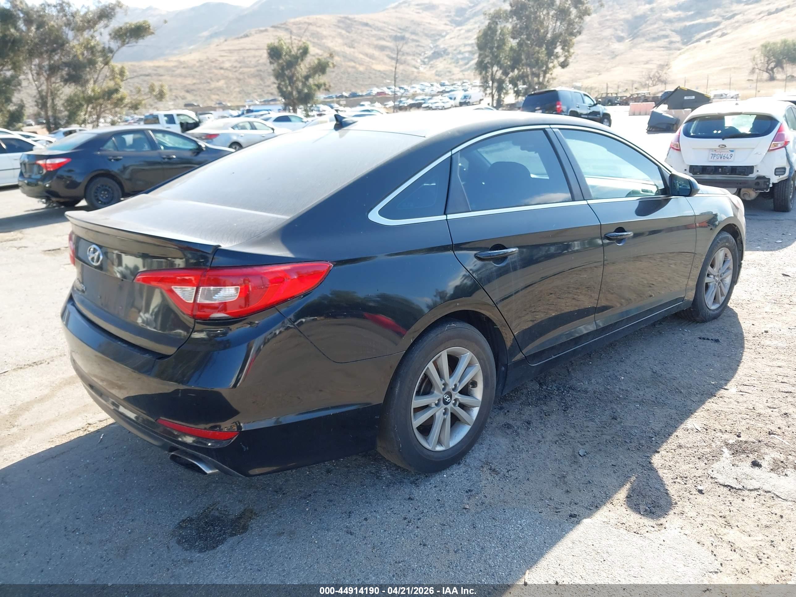 HYUNDAI SONATA image 4